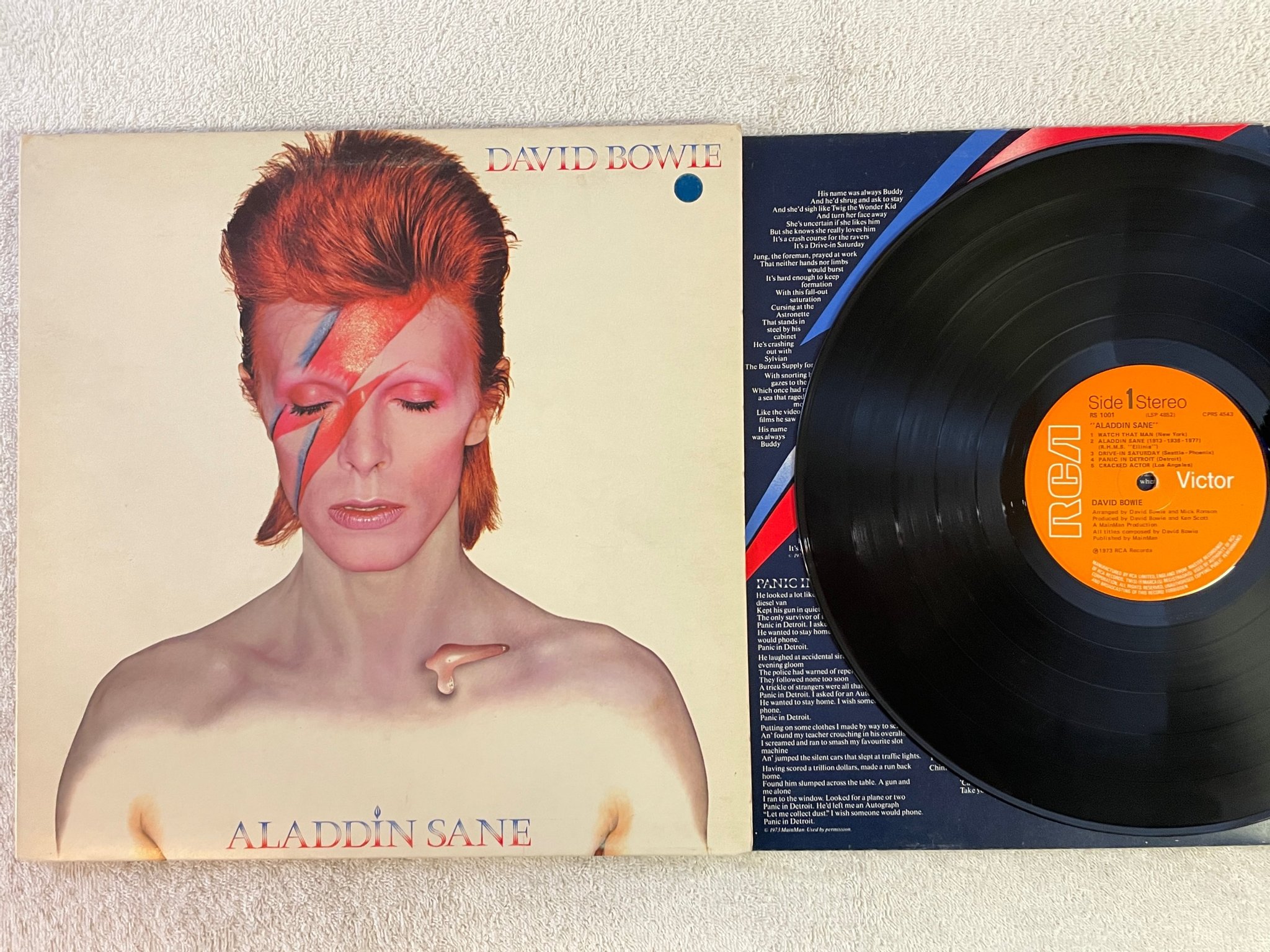Omslagsbild för skivan DAVID BOWIE aladdin sane LP -73 UK RCA RS 1001 