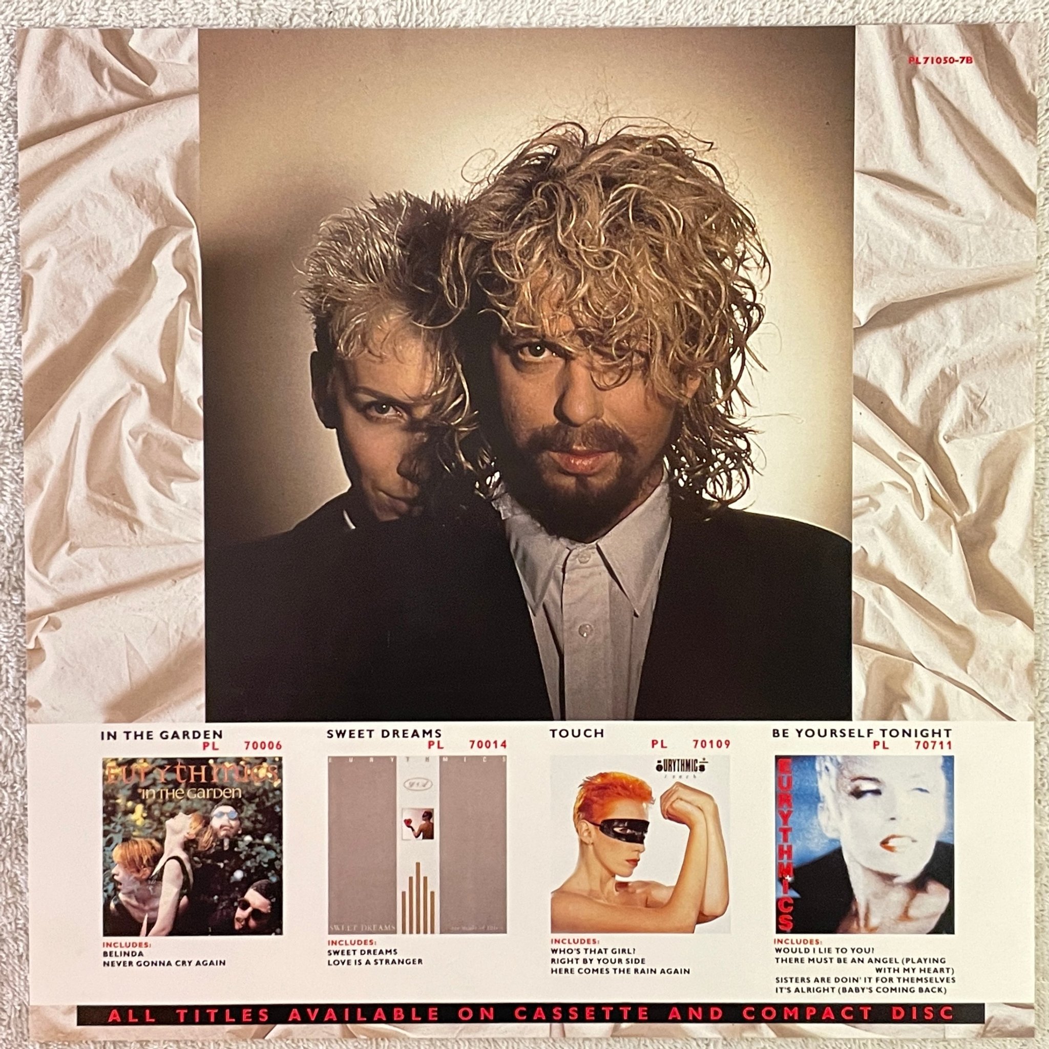 Omslagsbild för skivan EURYTHMICS revenge LP -86 Ger RCA PL 71050
