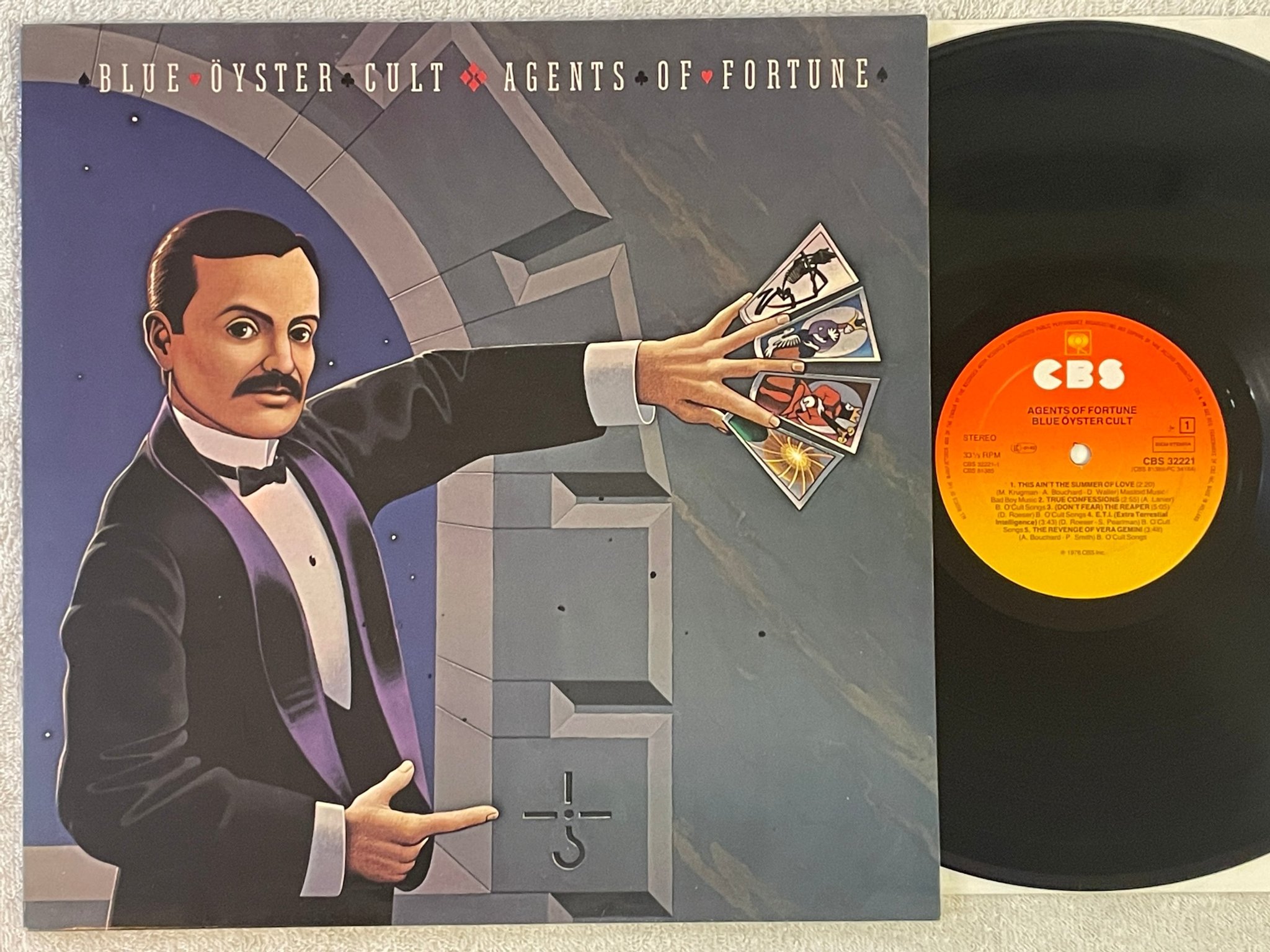 Omslagsbild för skivan BLUE OYSTER CULT agents of fortune LP -76 Hol CBS 32221