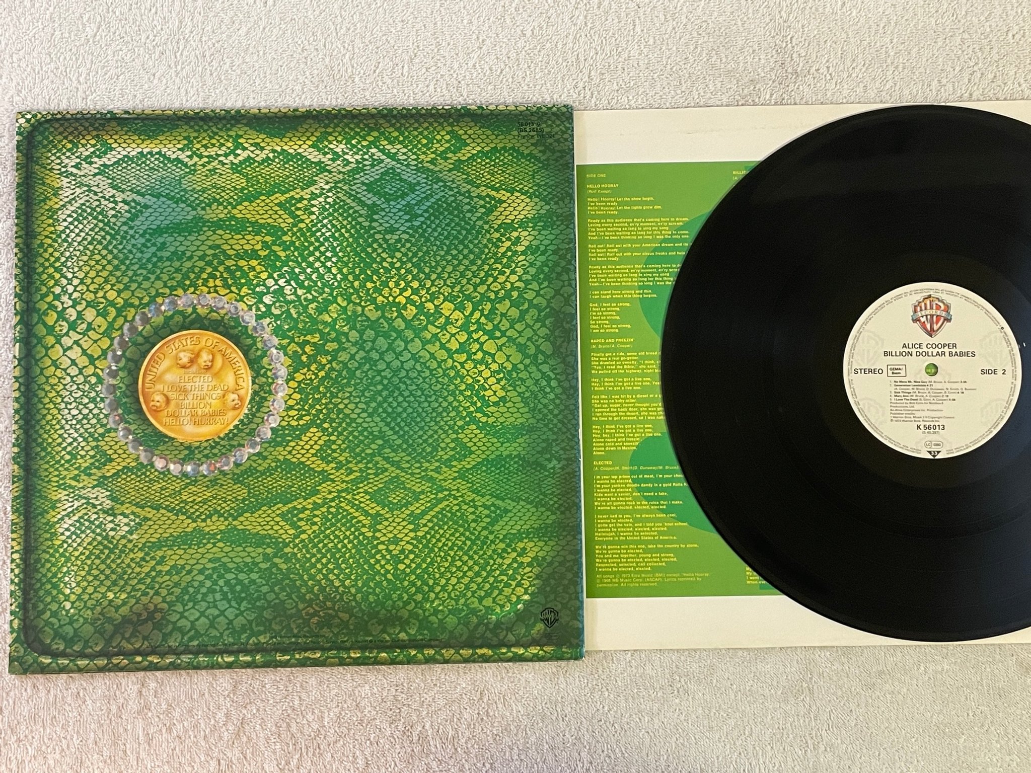 Omslagsbild för skivan ALICE COOPER billion dollar babies LP re Ger WARNER K 56013
