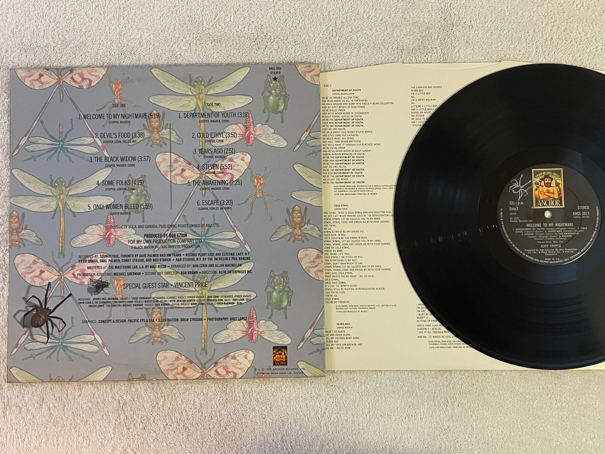 Omslagsbild för skivan ALICE COOPER welcome to my nightmare LP -75 UK ANCHOR ANCL 2011