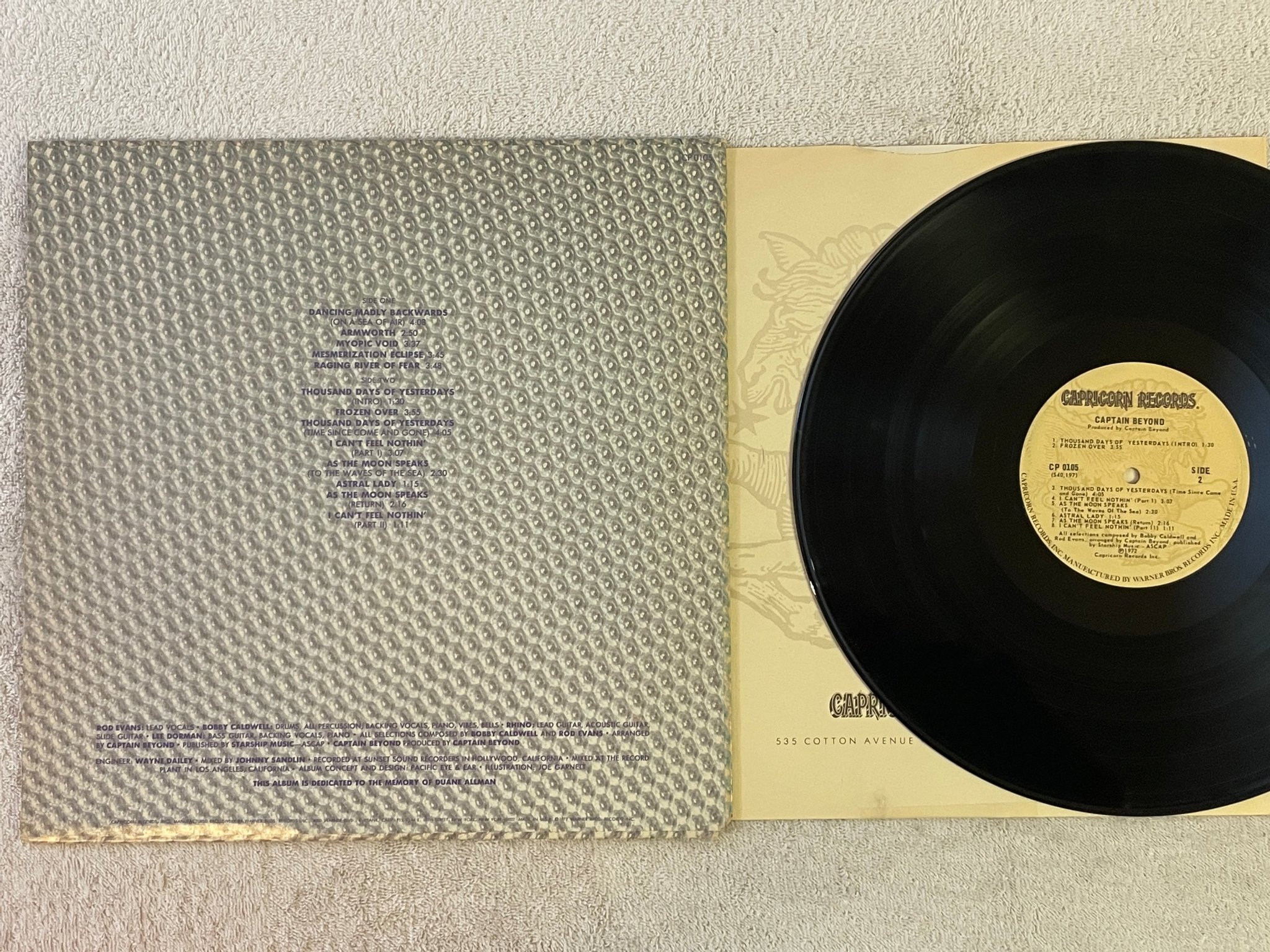 Omslagsbild för skivan CAPTAIN BEYOND s/t LP re US CAPRICORN CP 0105