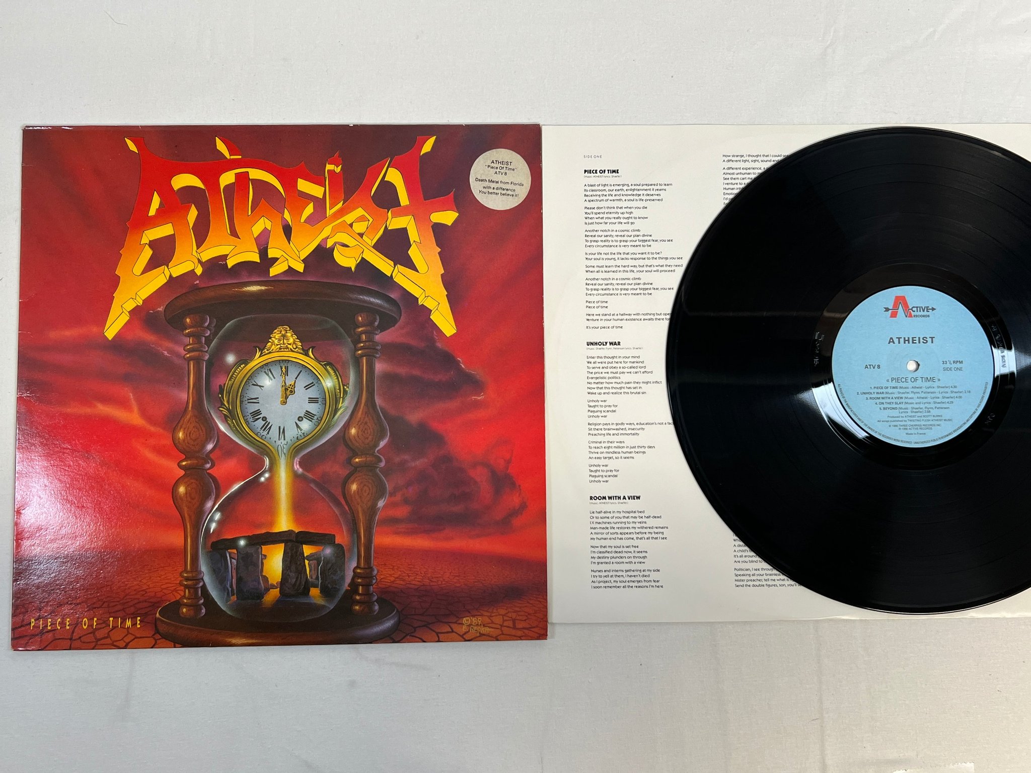 Omslagsbild för skivan ATHEIST Piece Of Time LP -90 UK ACTIVE ATV 8 death metal 