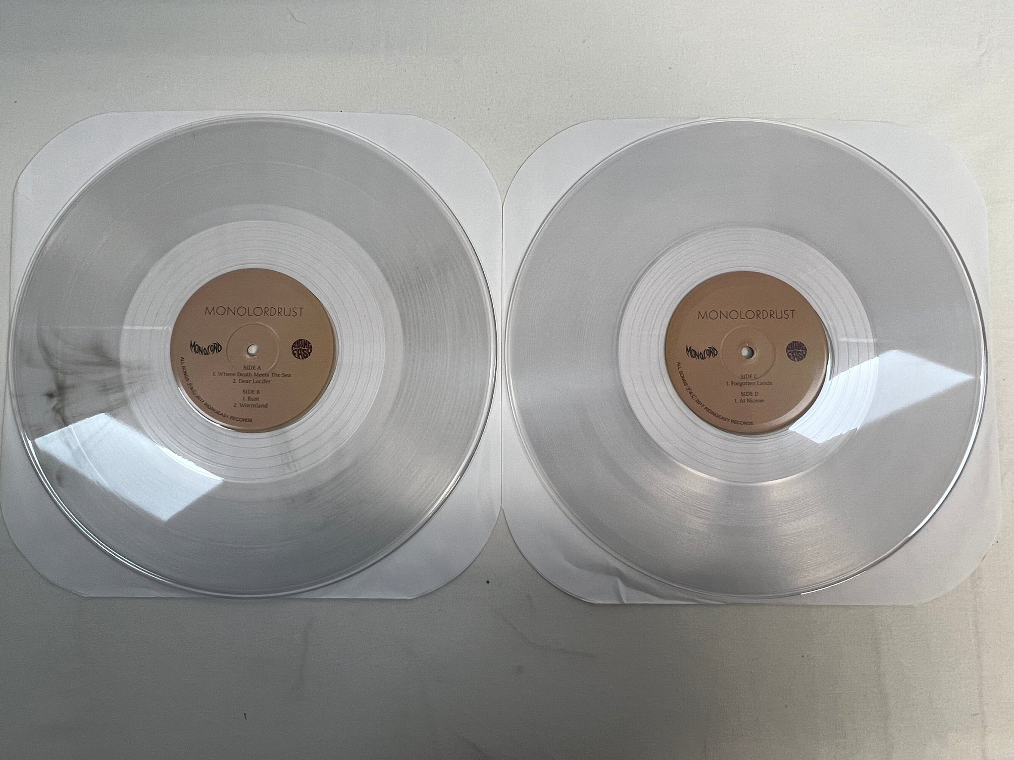 Omslagsbild för skivan MONOLORD Rust 2xLP 2017 US numbered DENIM SLEEVE ** MEGA RARE **