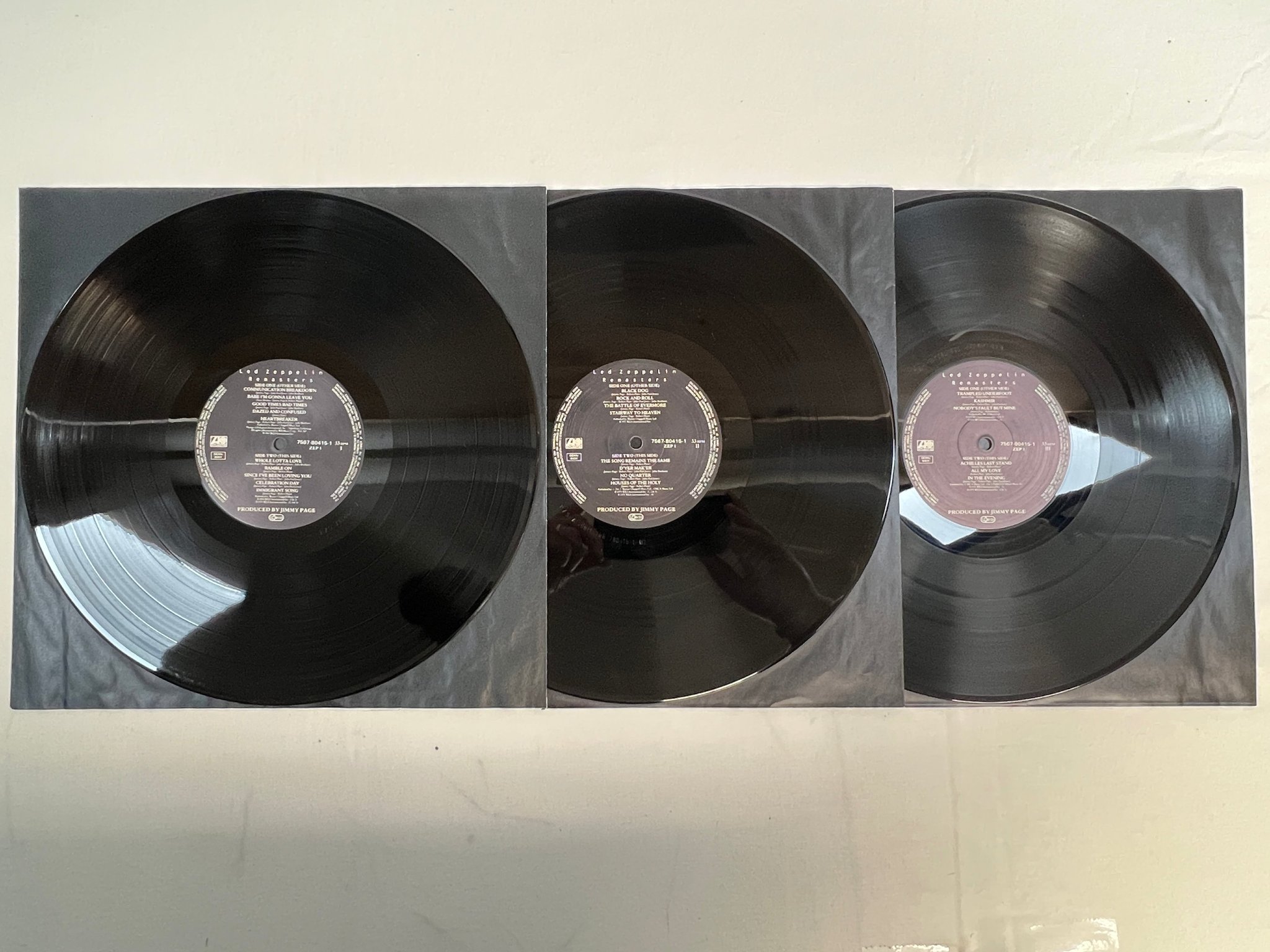 Omslagsbild för skivan LED ZEPPELIN remasters 3xLP -90 ATLANTIC 7567-80415-1 