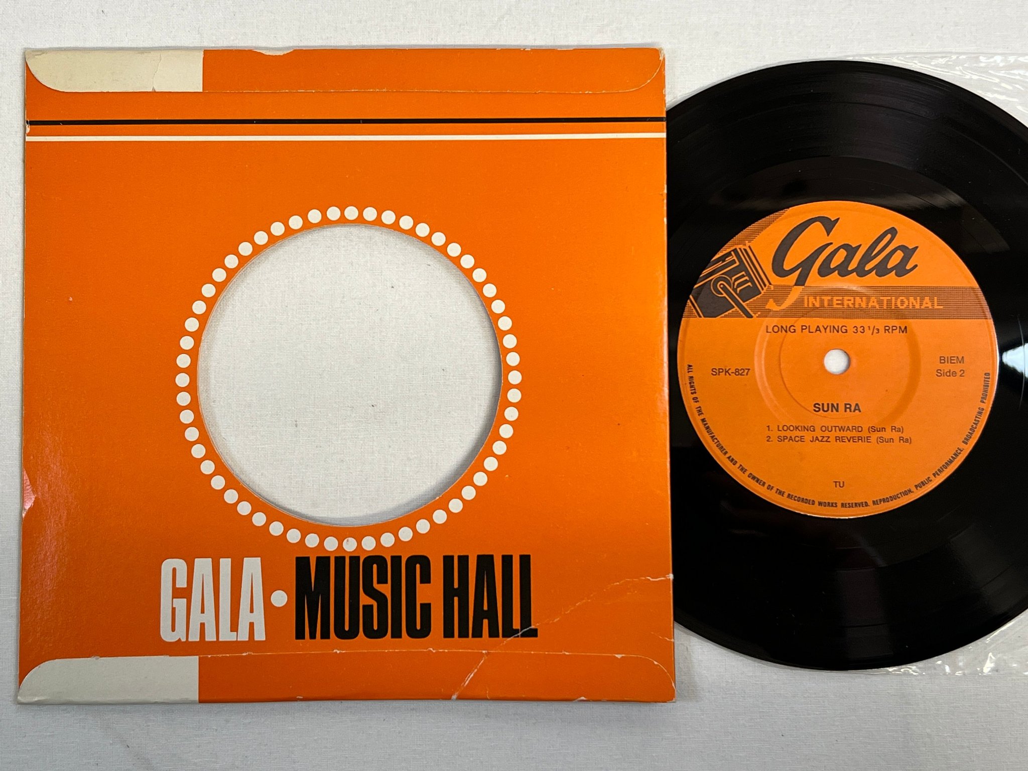 Omslagsbild för skivan SUN RA of sounds and something else 7"ep GALA SPK 827 *** ultra rare **