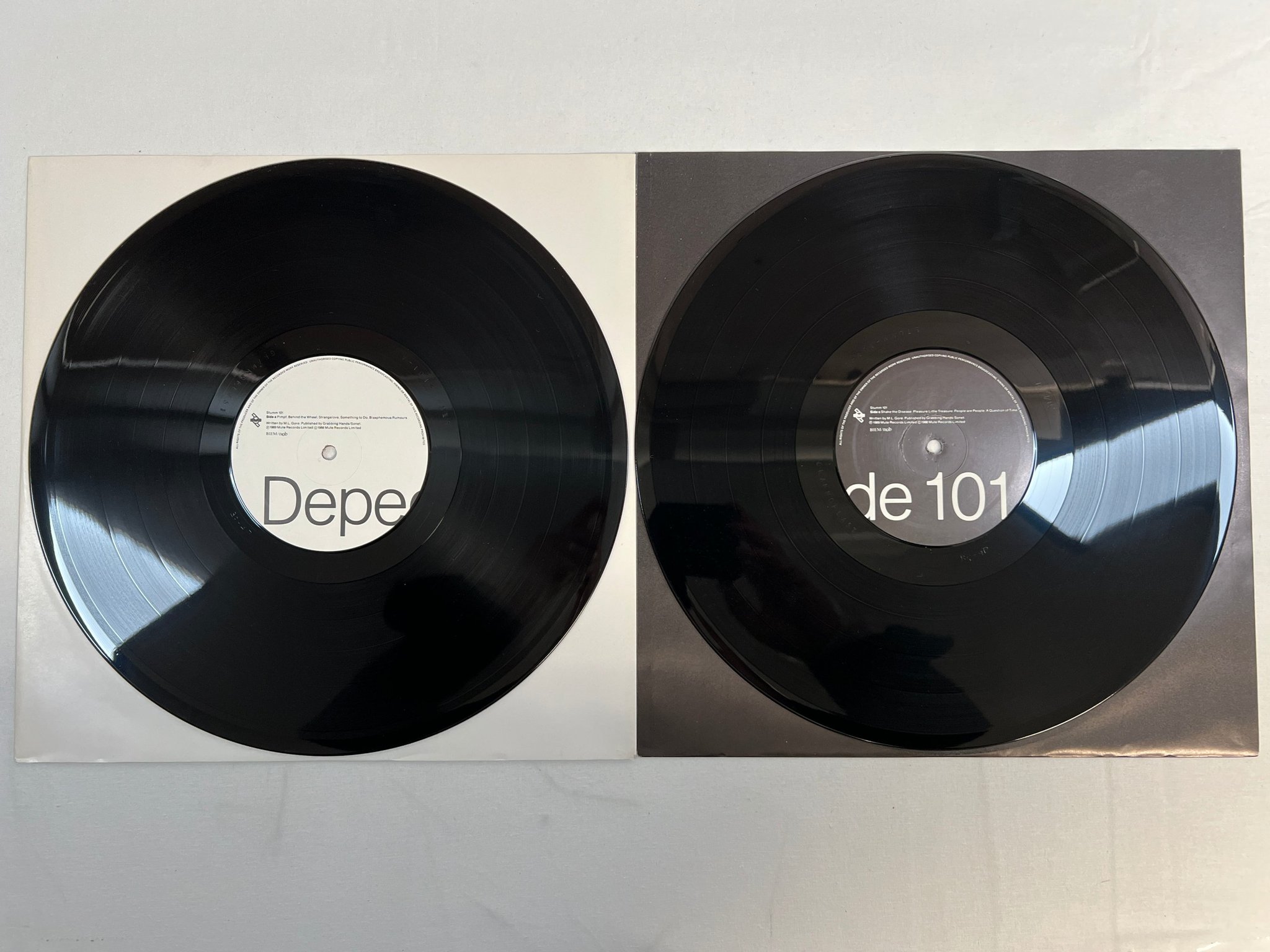 Omslagsbild för skivan DEPECHE MODE 101 2xLP -89 ncb MUTE STUMM 101 
