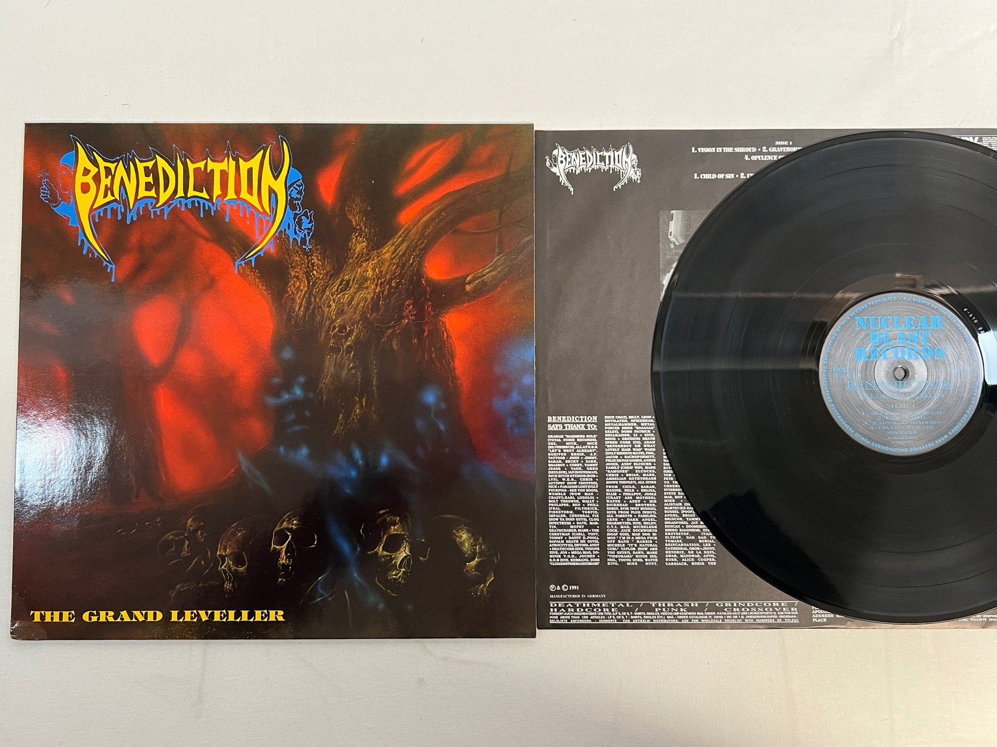 Omslagsbild för skivan BENEDICTION The Grand Leveller LP -91 Ger NUCLEAR BLAST NB 048 death metal