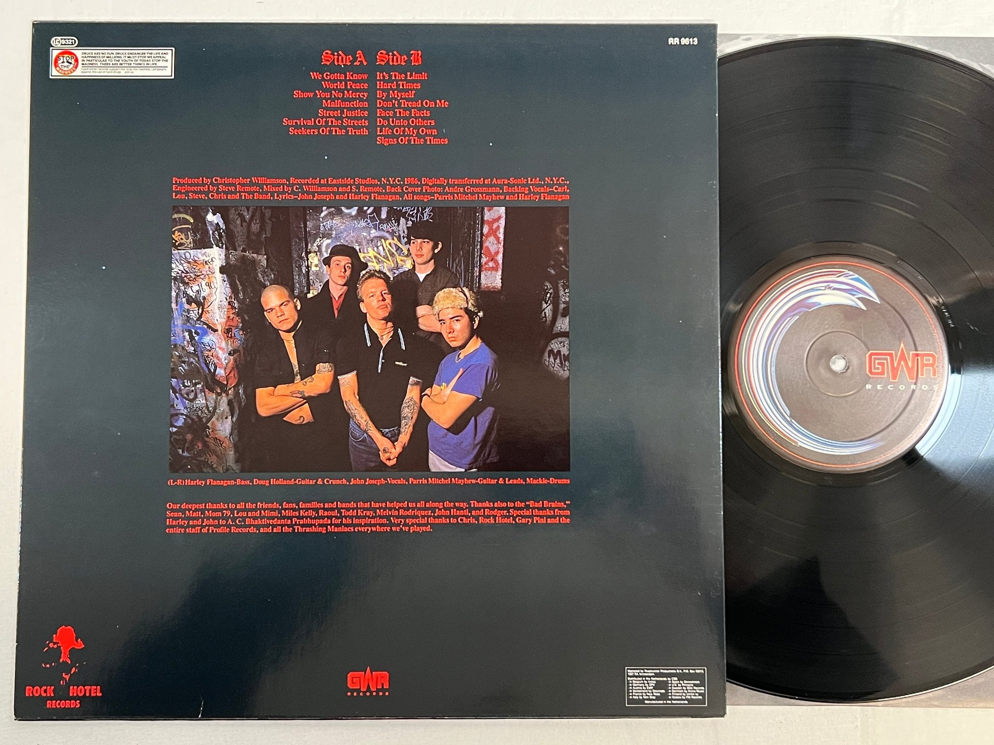 Omslagsbild för skivan CRO-MAGS The Age Of Quarrel LP -87 Hol GWR RR 9613 hardcore