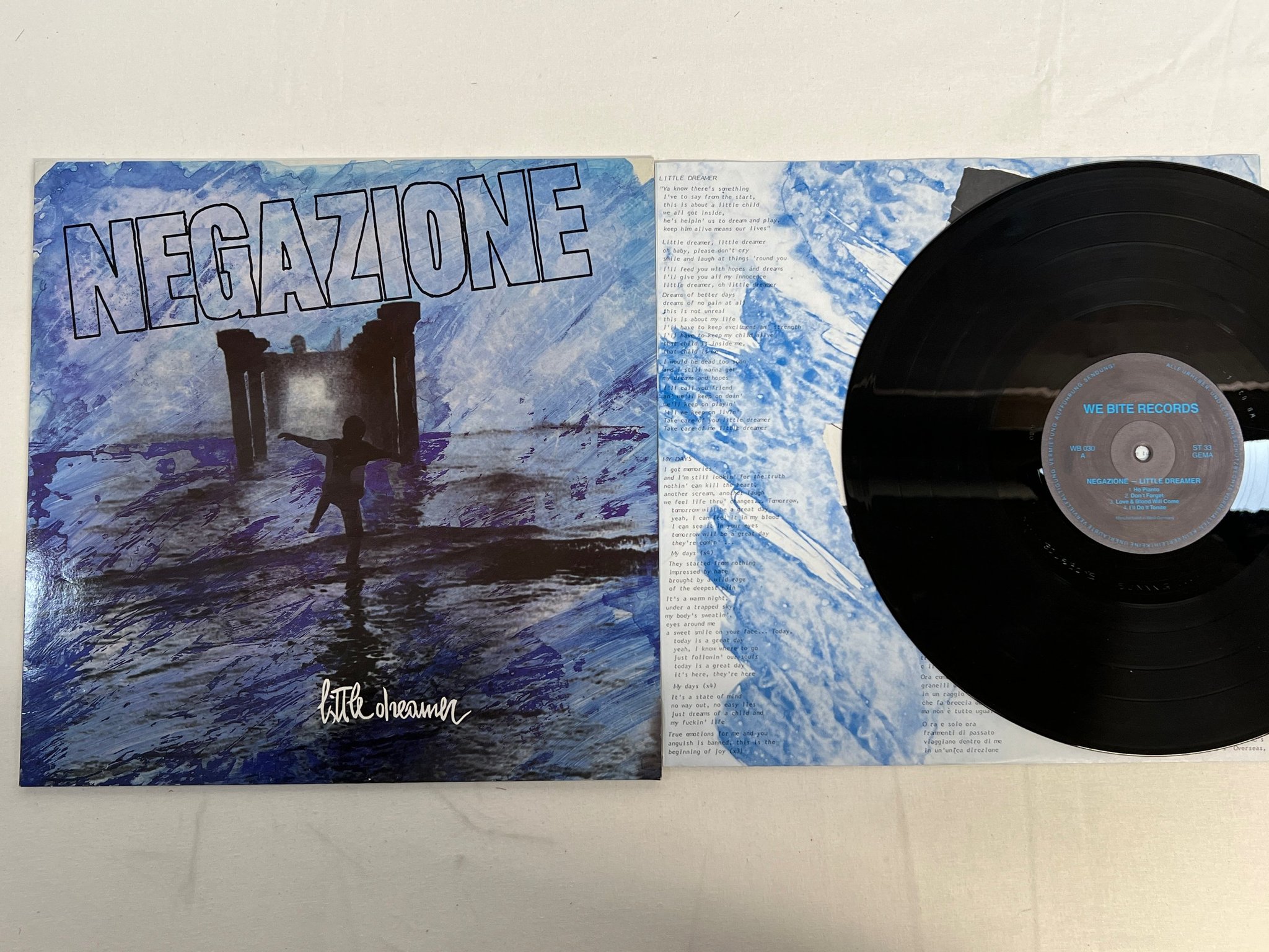 Omslagsbild för skivan NEGAZIONE Little Dreamer LP -88 Ger WE BITE 030 hardcore punk