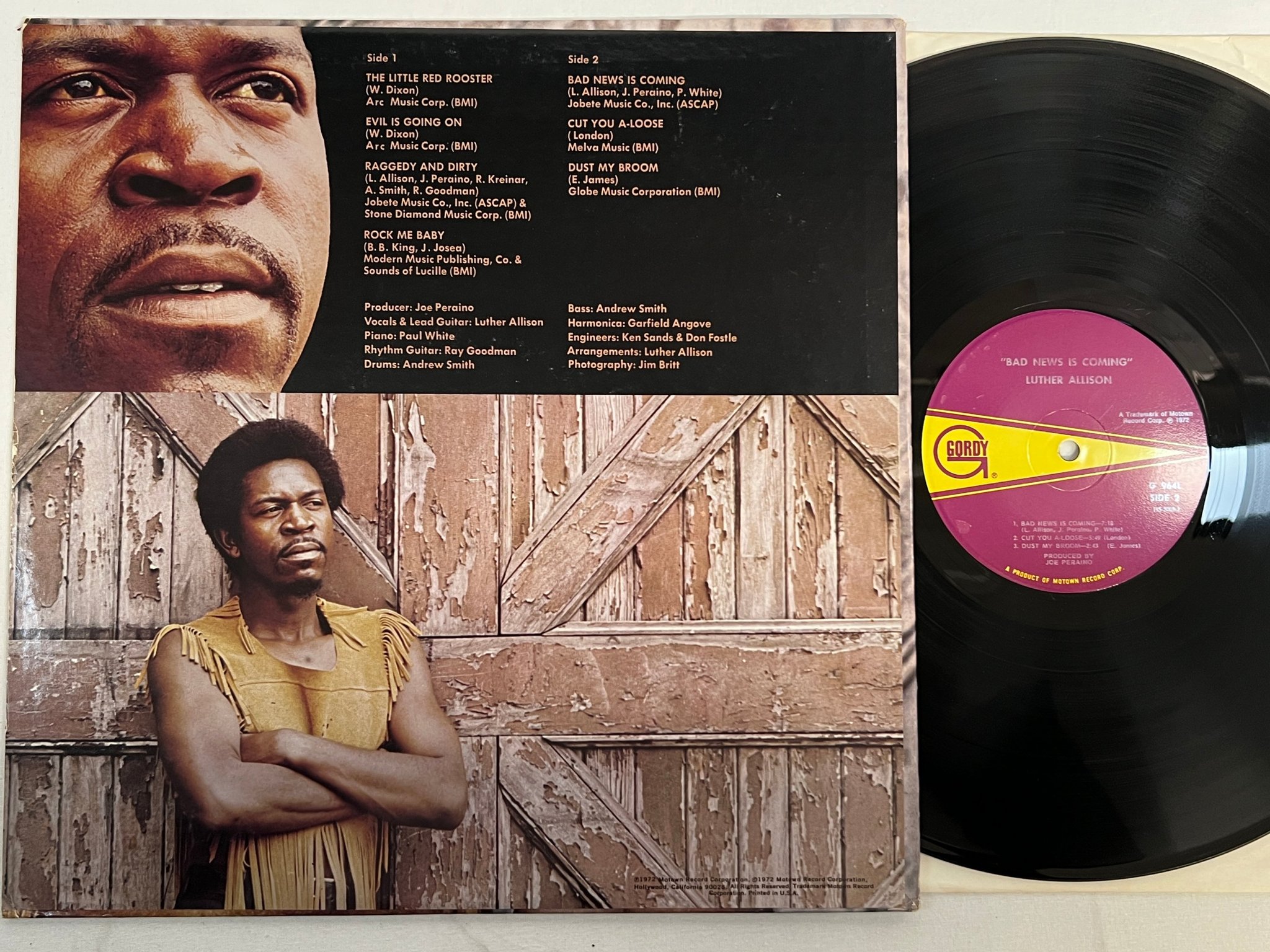 Omslagsbild för skivan LUTHER ALLISON bad news is coming LP -72 US GORDY G 964L ** rare blues **