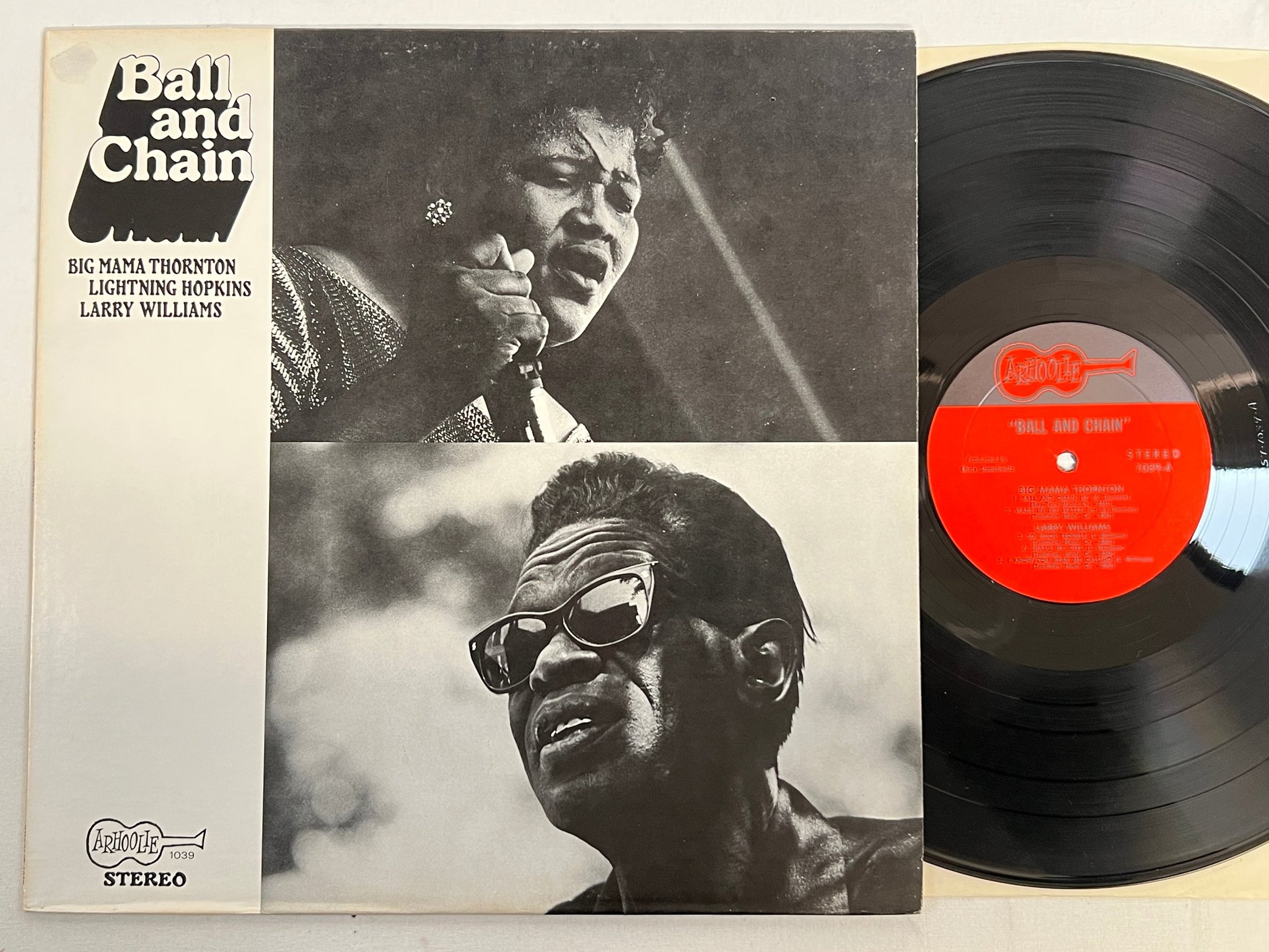 Omslagsbild för skivan BIG MAMA THORNTON ball and chain LP LP -68 US ARHOOLIE  1039 blues