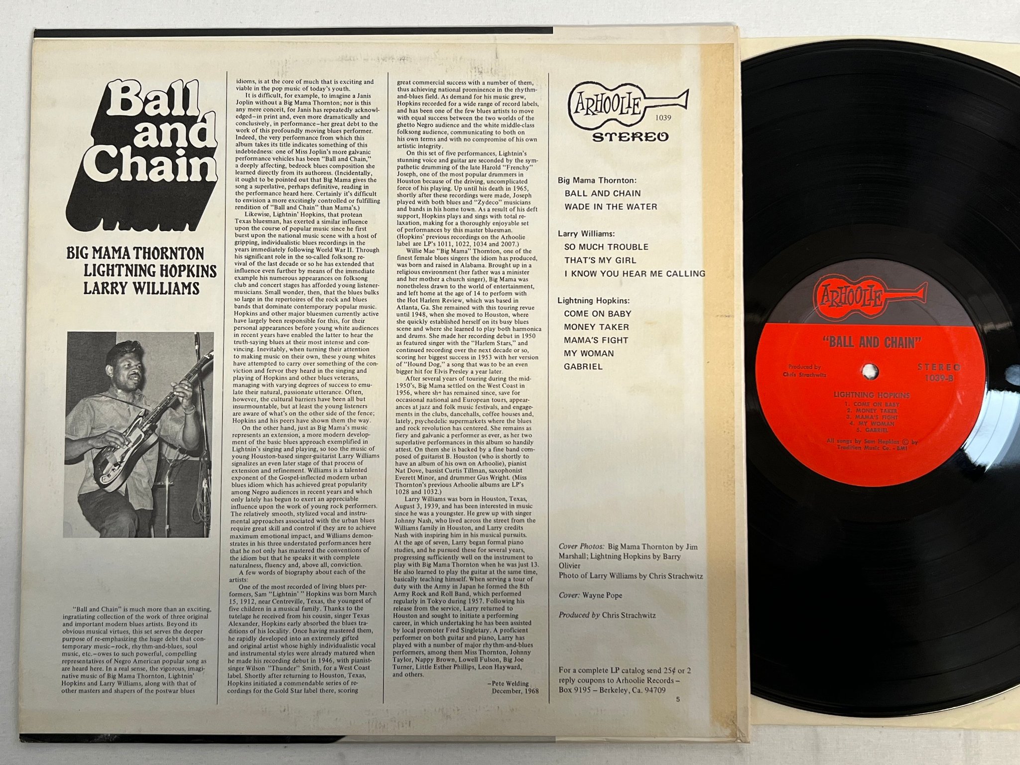 Omslagsbild för skivan BIG MAMA THORNTON ball and chain LP LP -68 US ARHOOLIE  1039 blues