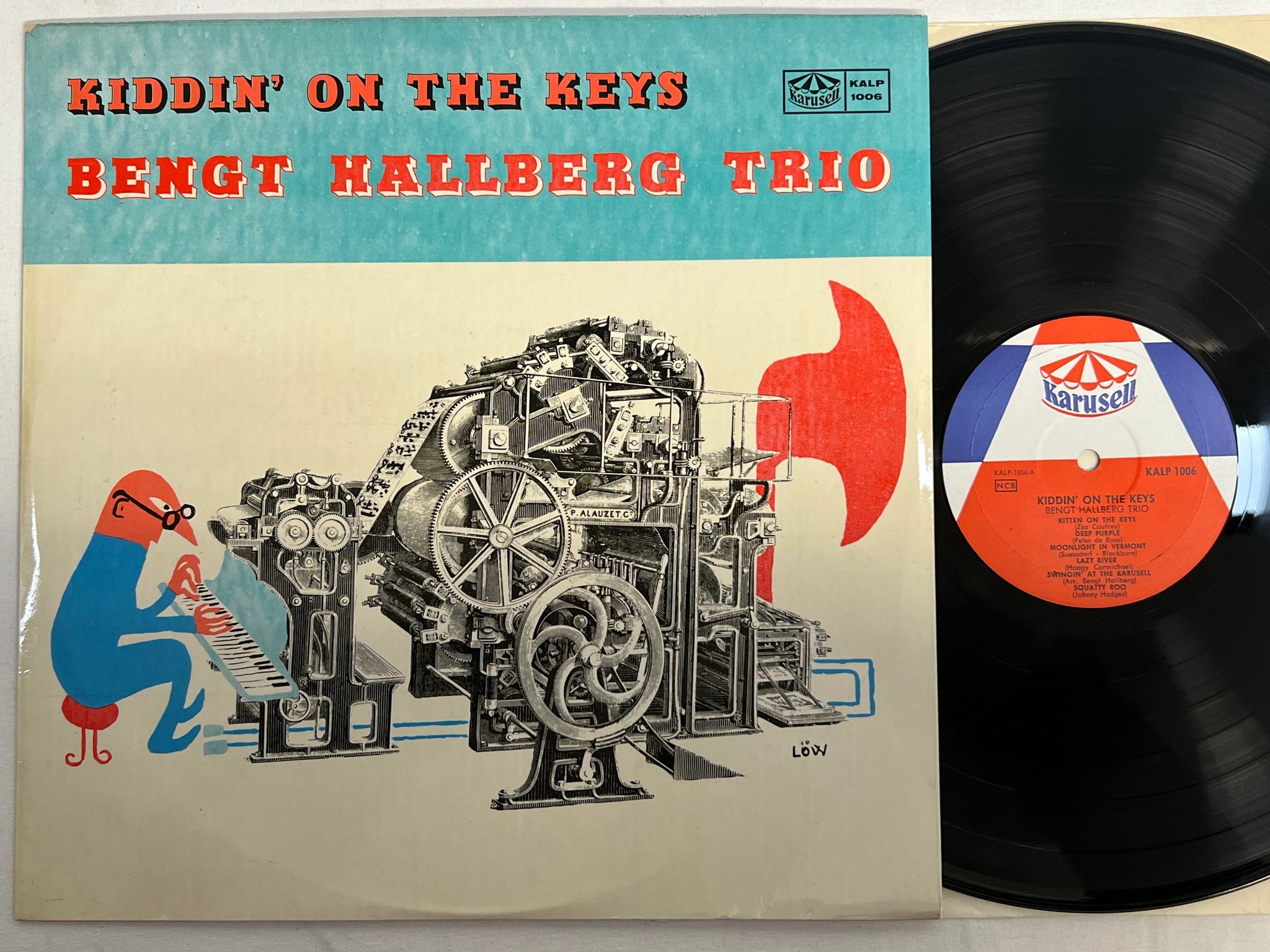 Omslagsbild för skivan BENGT HALLBERG TRIO kiddin' on the keys LP -60 Swe KARUSELL KALP 1006