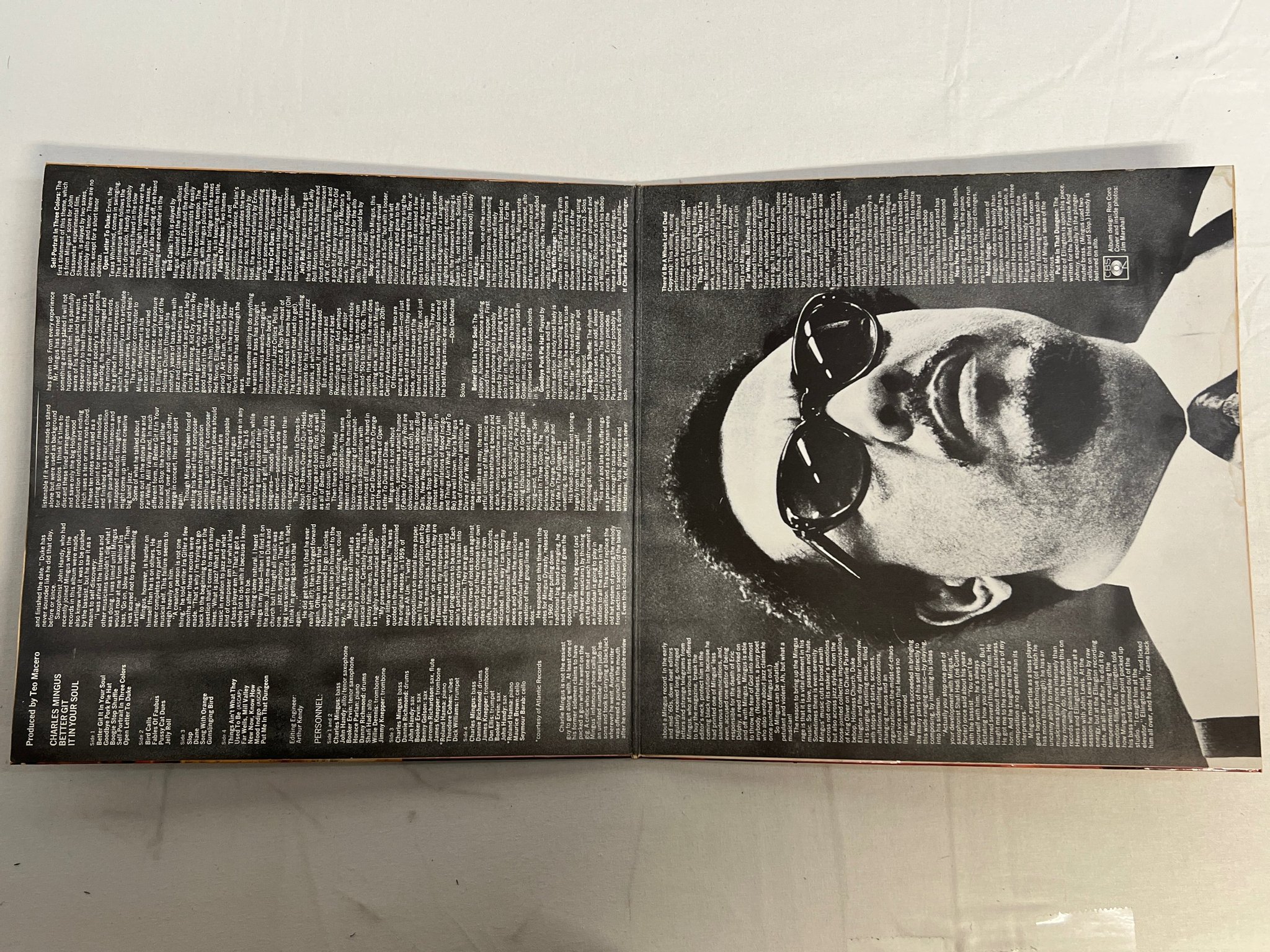 Omslagsbild för skivan CHARLES MINGUS better git it in your soul 2xLP -71 Spain CBS S 66290