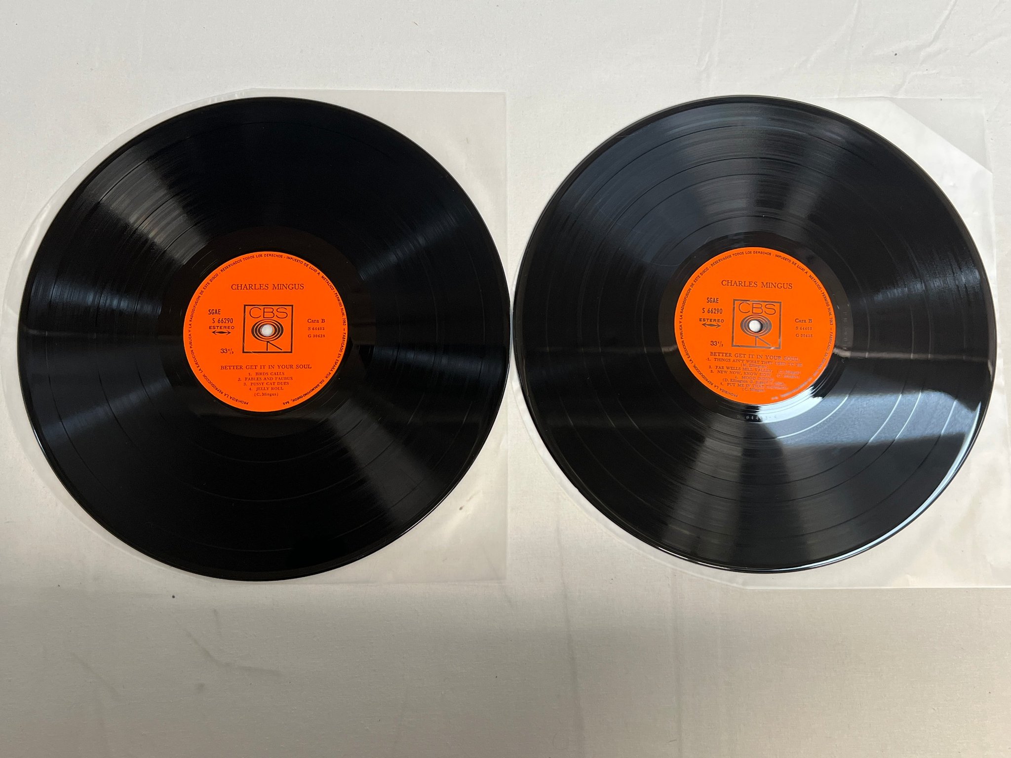 Omslagsbild för skivan CHARLES MINGUS better git it in your soul 2xLP -71 Spain CBS S 66290