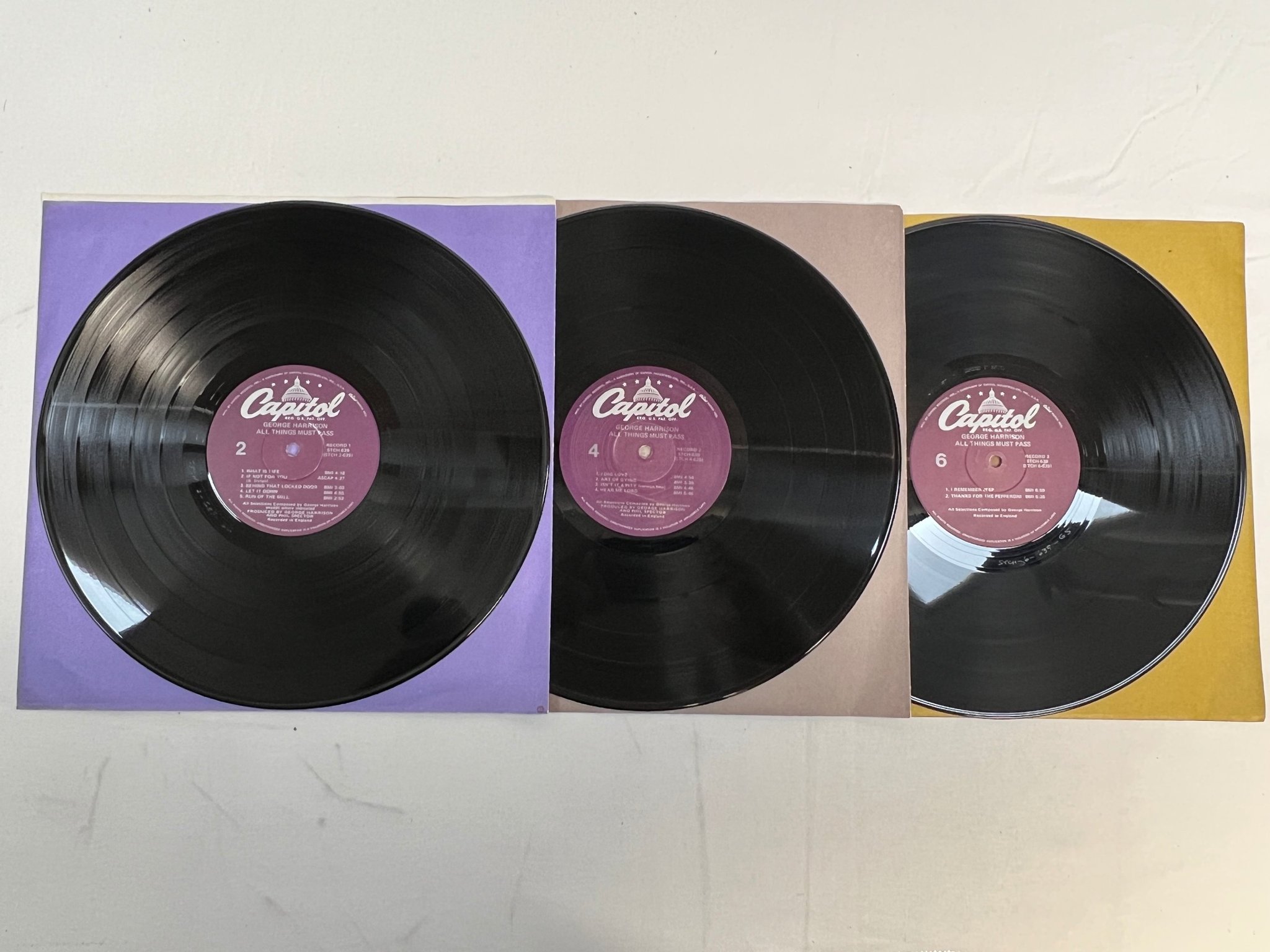 Omslagsbild för skivan GEORGE HARRISON all things must pass 3xLP box -70/76 US CAPITOL STCH 639