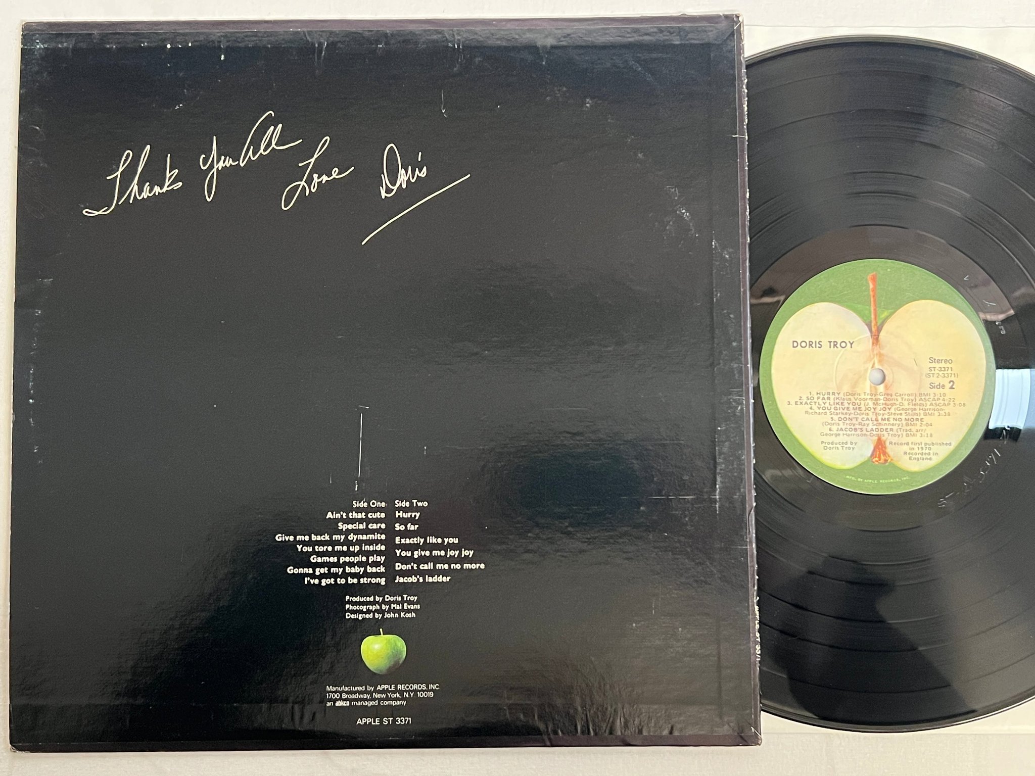 Omslagsbild för skivan DORIS TROY s/t LP US APPLE ST 3371