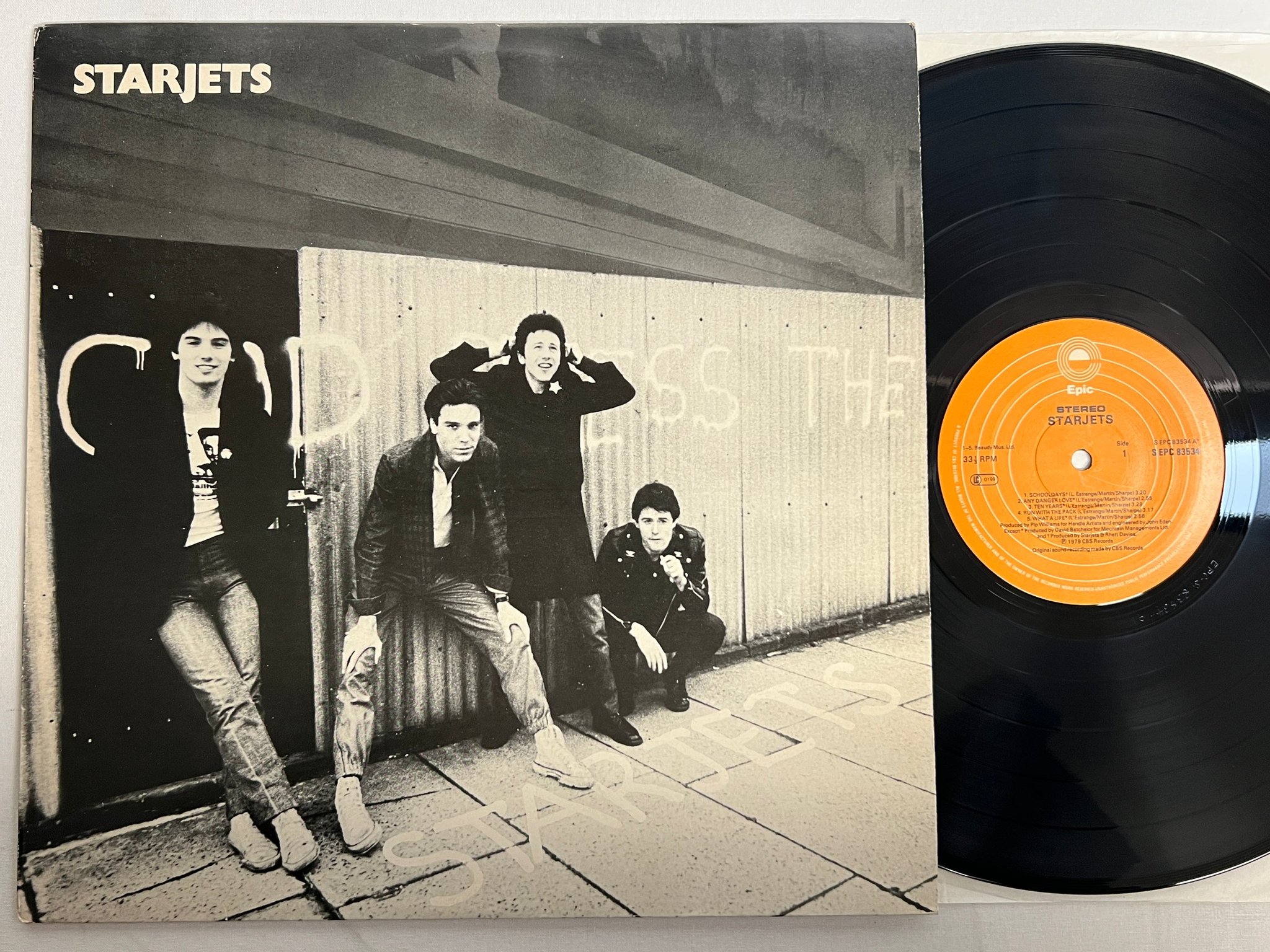 Omslagsbild för skivan STARJETS LP -79 UK EPIC EPC 83534 power pop / punk 