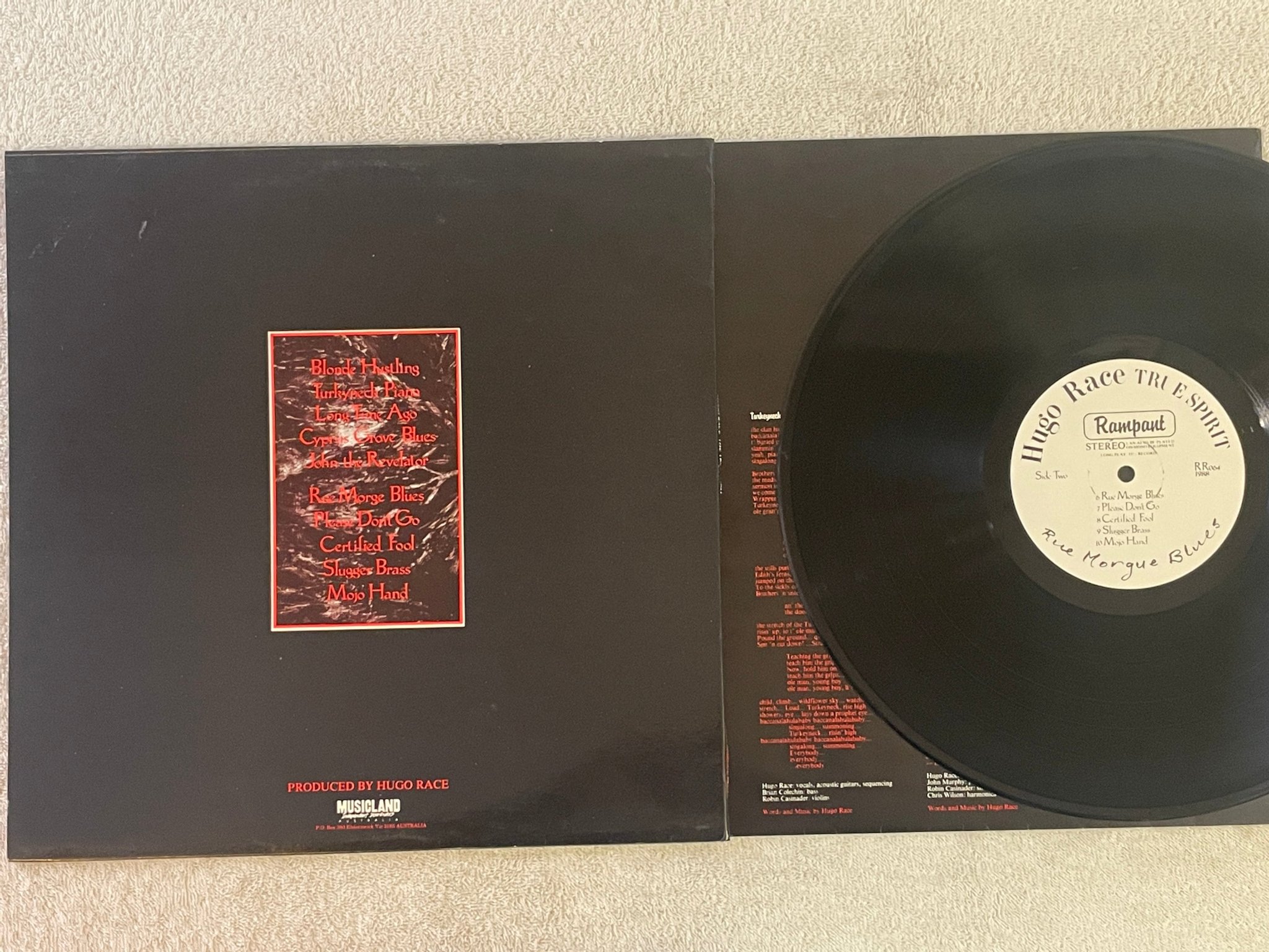 Omslagsbild för skivan HUGO RACE Rue Morgue Blues LP -88 Aussie RAMPART RR 064 garage rock