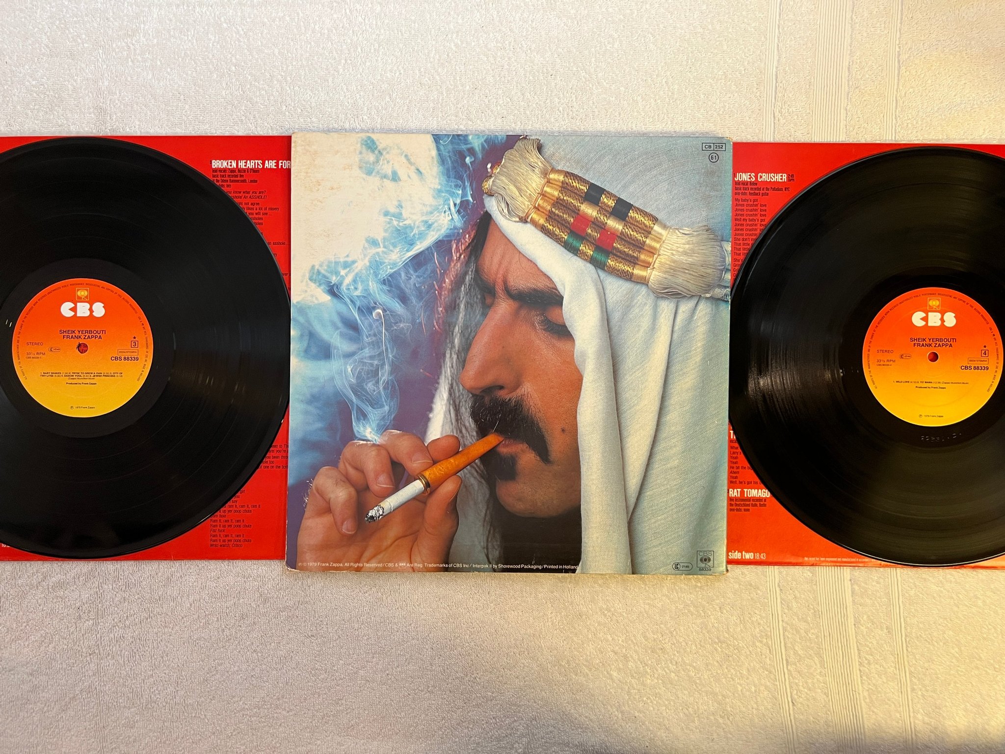 Omslagsbild för skivan FRANK ZAPPA sheik yerbouti 2xLP -79 Hol CBS 88339