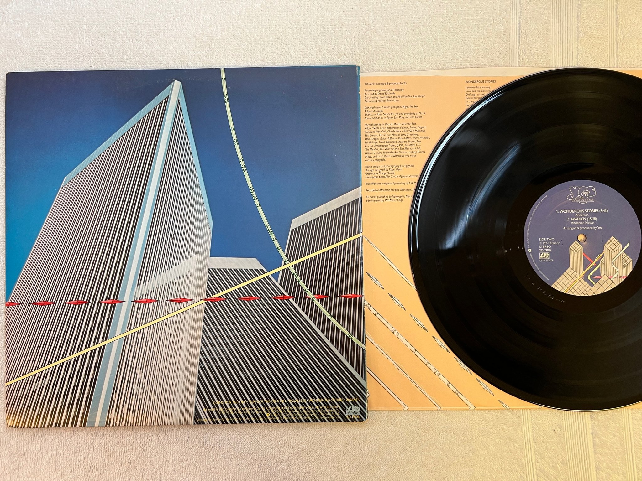 Omslagsbild för skivan YES going for the one LP -77 US ATLANTIC SD 19106