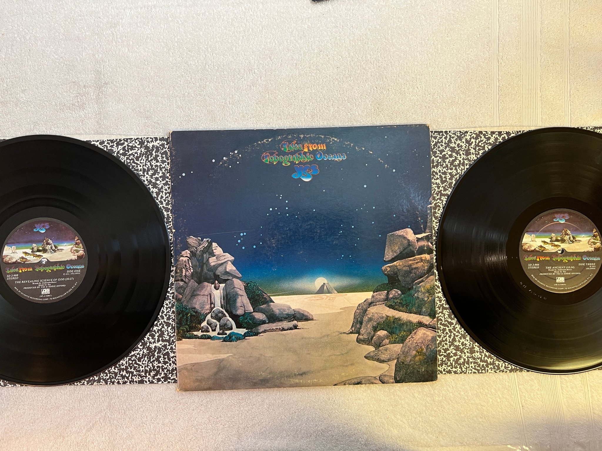 Omslagsbild för skivan YES Tales From Topographic Oceans 2xLP US ATLANTIC SD 2-908 