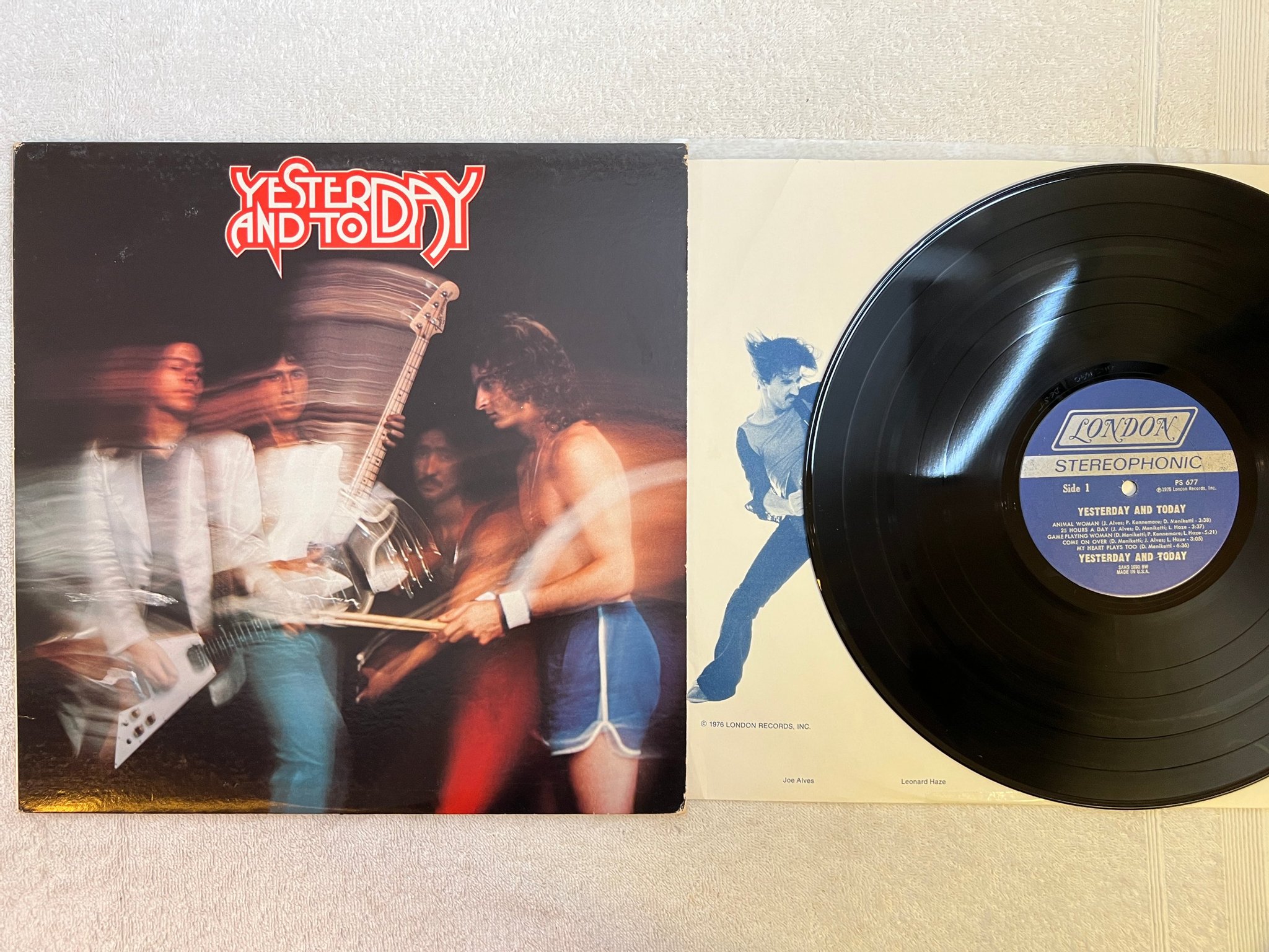 Omslagsbild för skivan YESTERDAY & TODAY s/t LP -76 US LONDON PS 677
