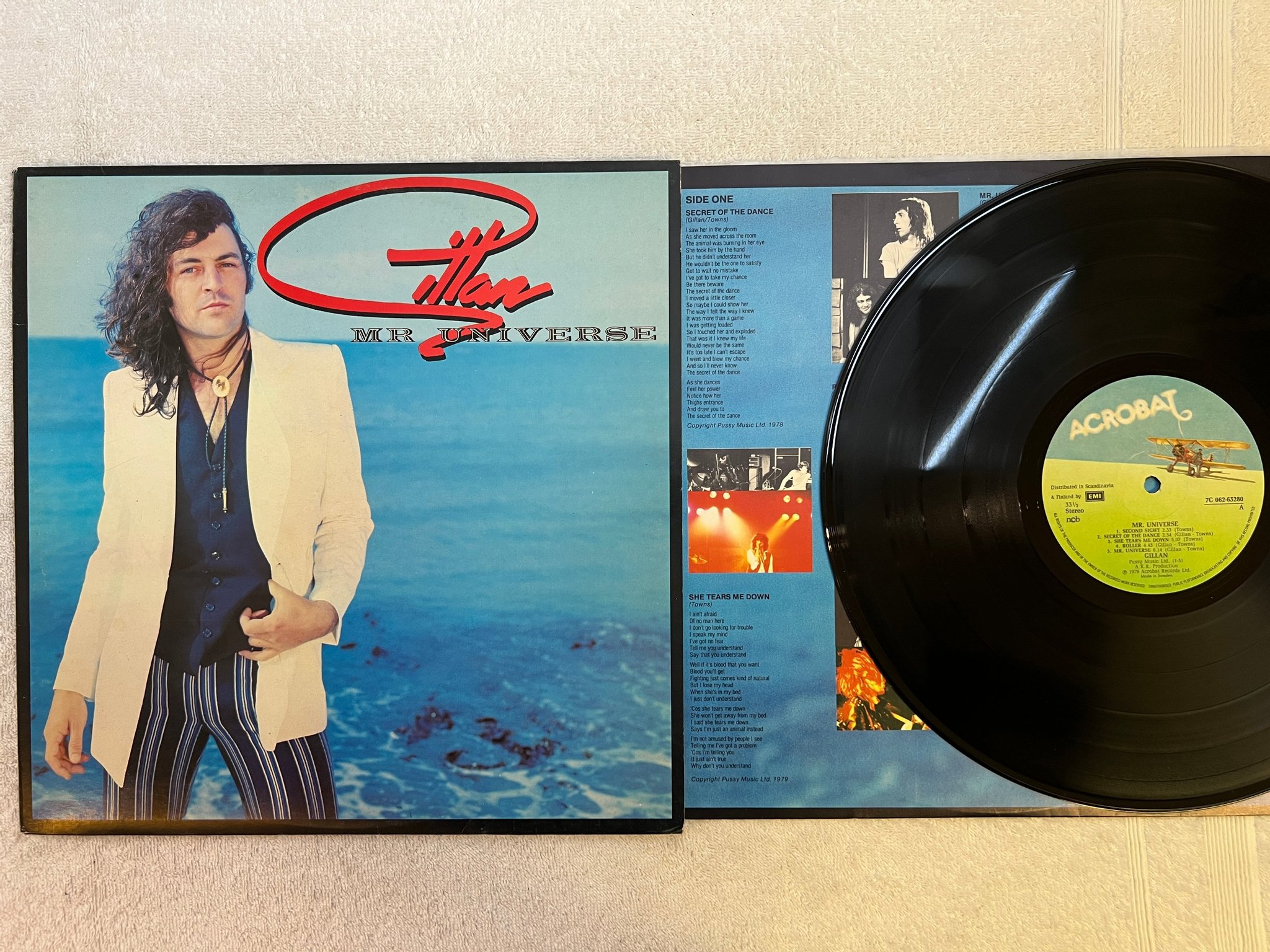 Omslagsbild för skivan GILLAN mr universe LP -79 ncb ACROBAT 7C 062-63280