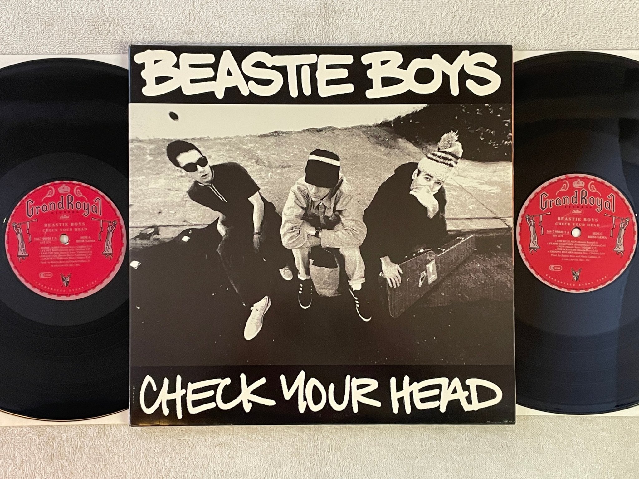Omslagsbild för skivan BEASTIE BOYS Check Your Head 2xLP -92 Eu GRAND ROYAL EST 2171 ** CLASSIC **
