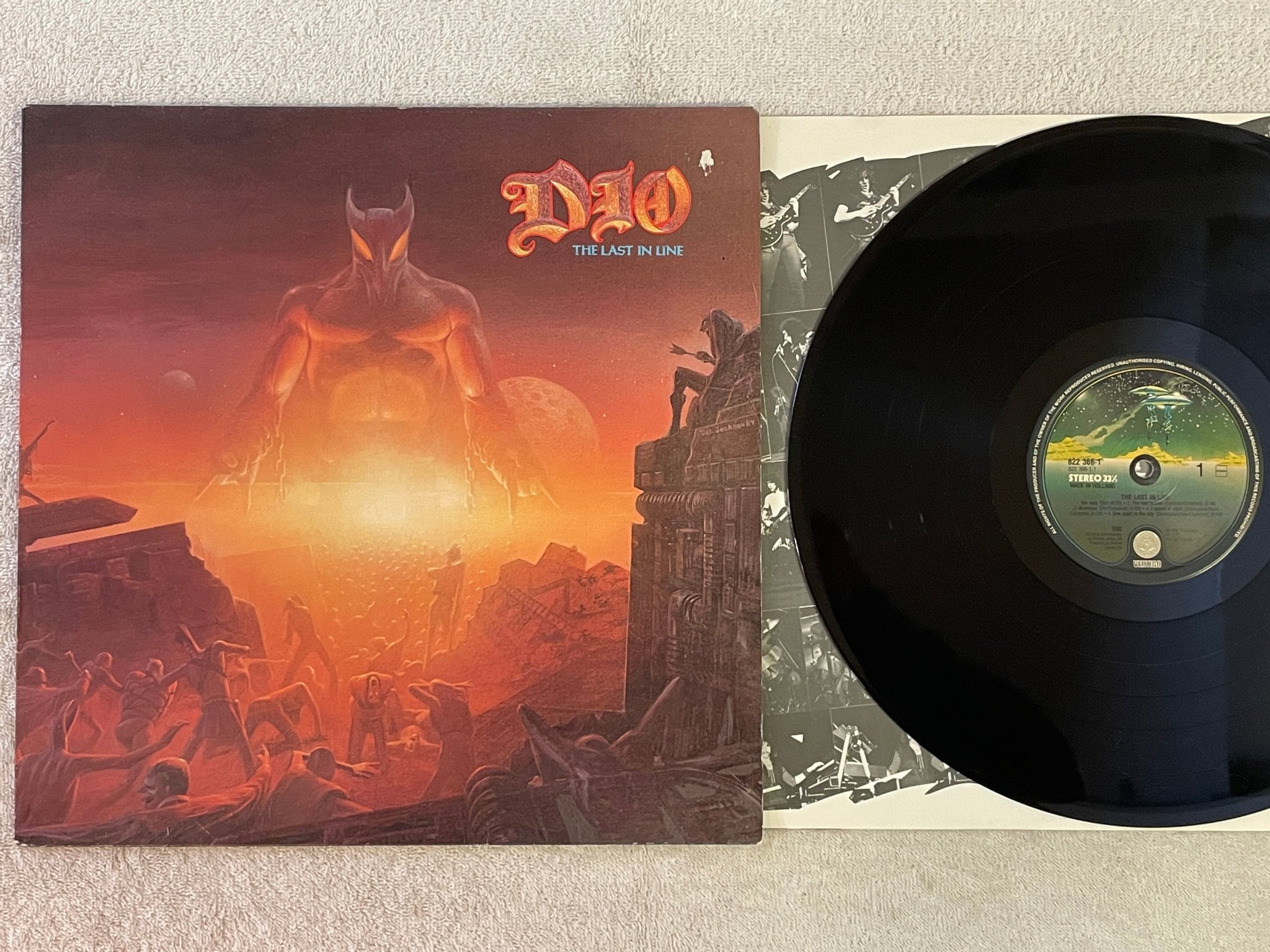 Omslagsbild för skivan DIO The Last In Line LP -84 Hol MERCURY 822 366-1 heavy metal