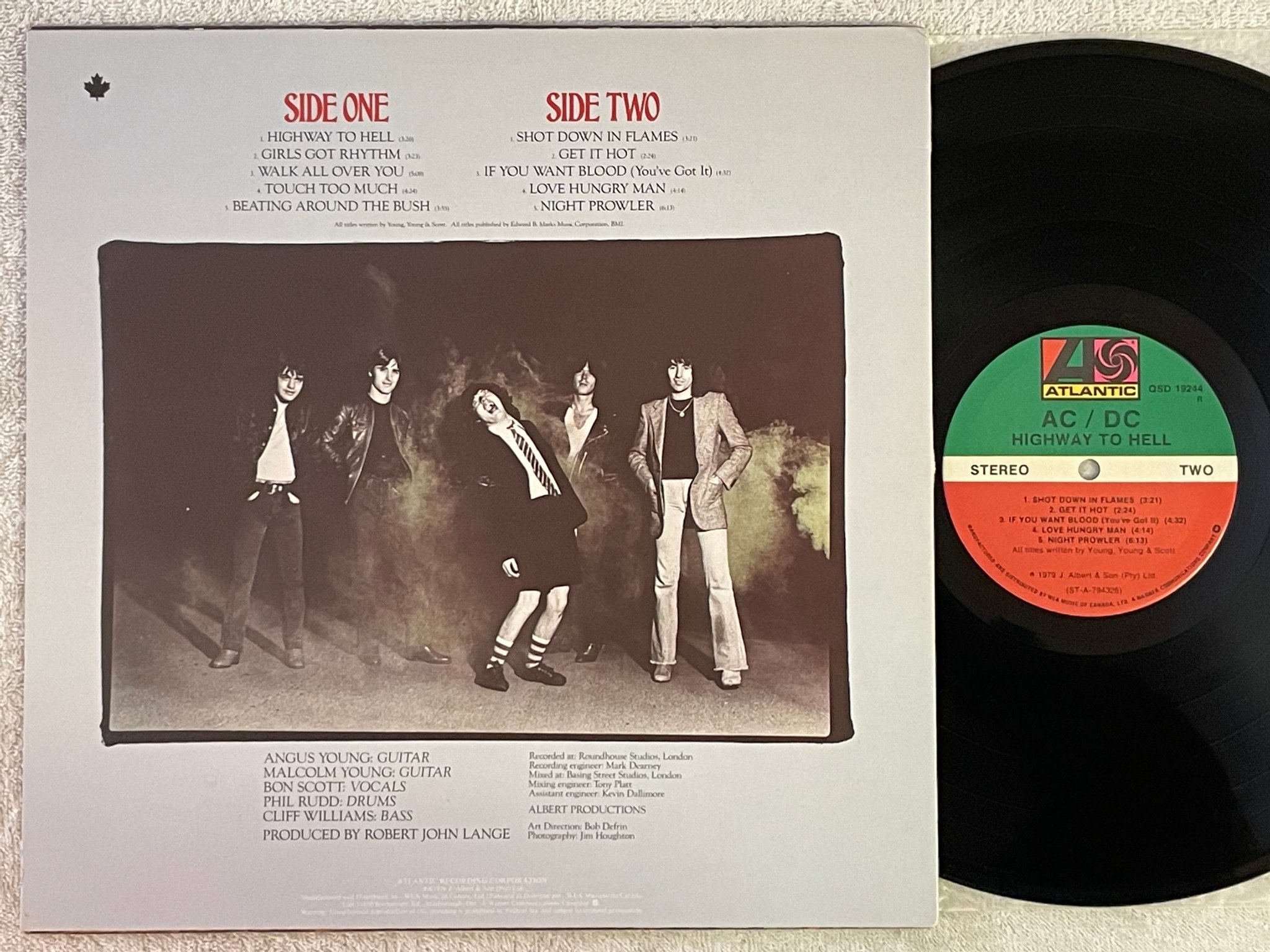 Omslagsbild för skivan AC/DC highway to hell LP -79 Can ATLANTIC QSD 19244