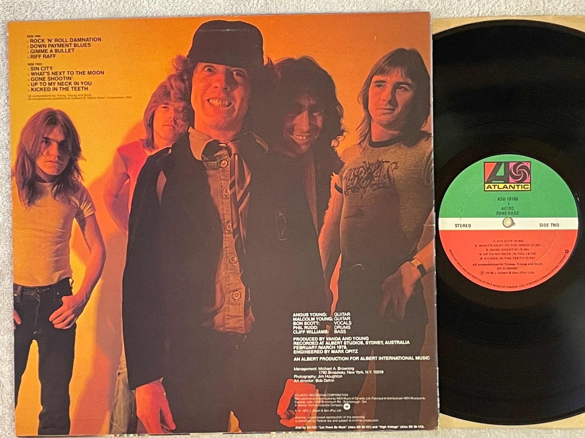 Omslagsbild för skivan AC/DC powerage LP -78 Can ATLANTIC KSD 19180