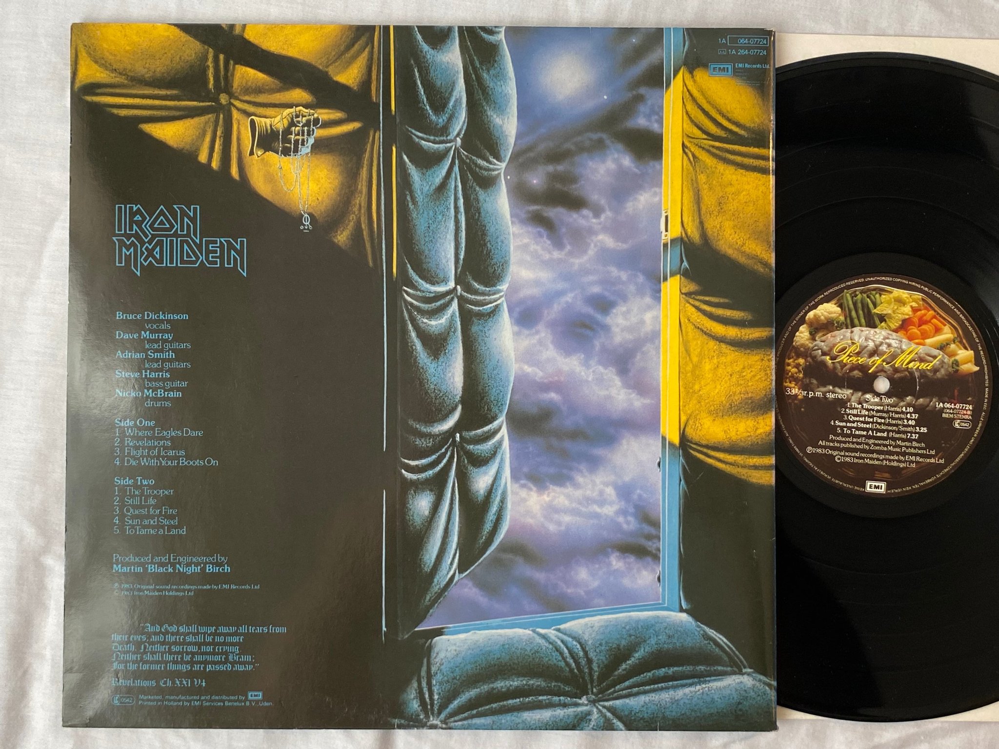 Omslagsbild för skivan IRON MAIDEN piece of mind LP -83 Ger EMI 1A 064-07724