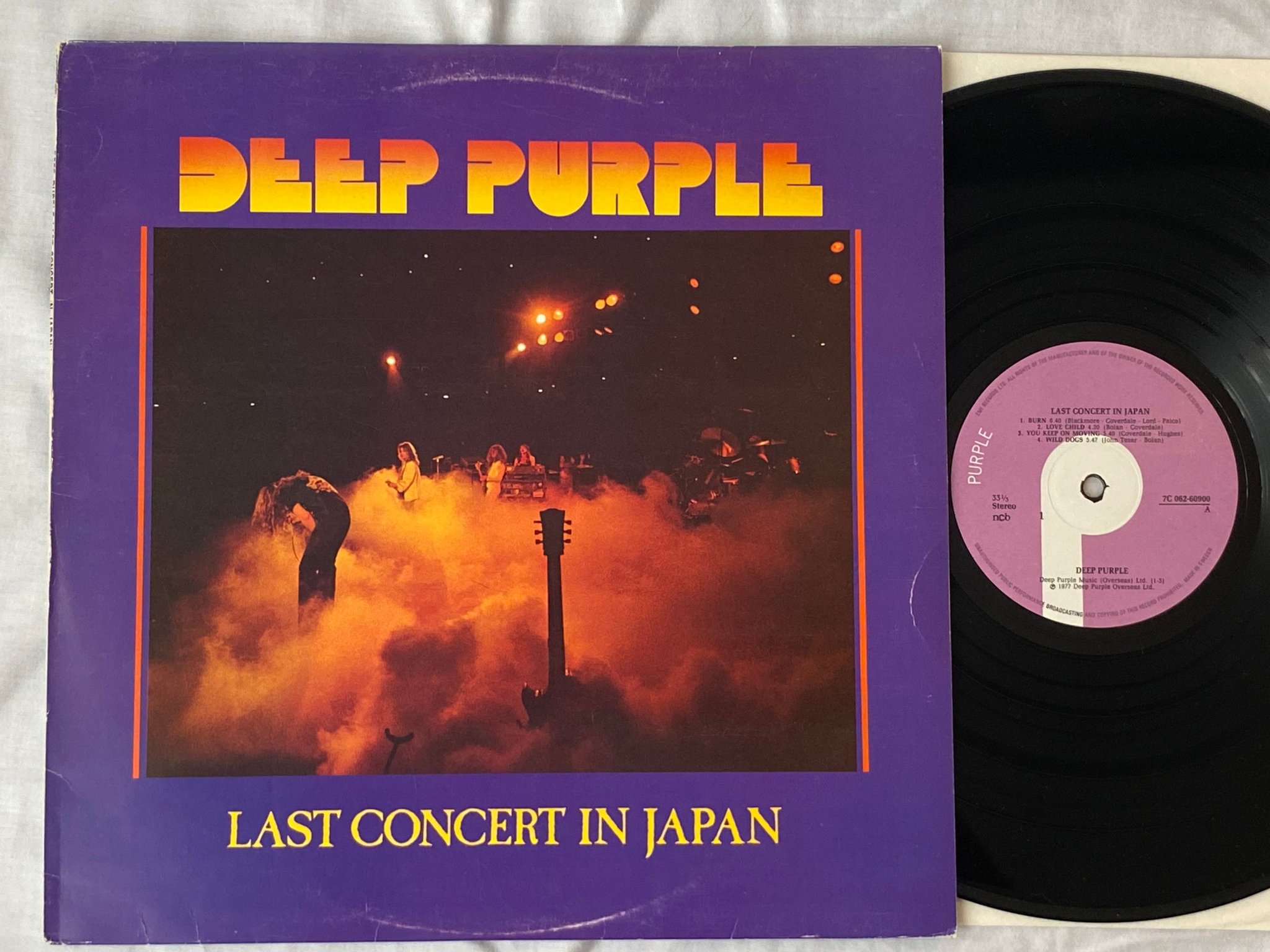 Omslagsbild för skivan DEEP PURPLE last concert in Japan LP -77 ncb PURPLE 7C 062-60900