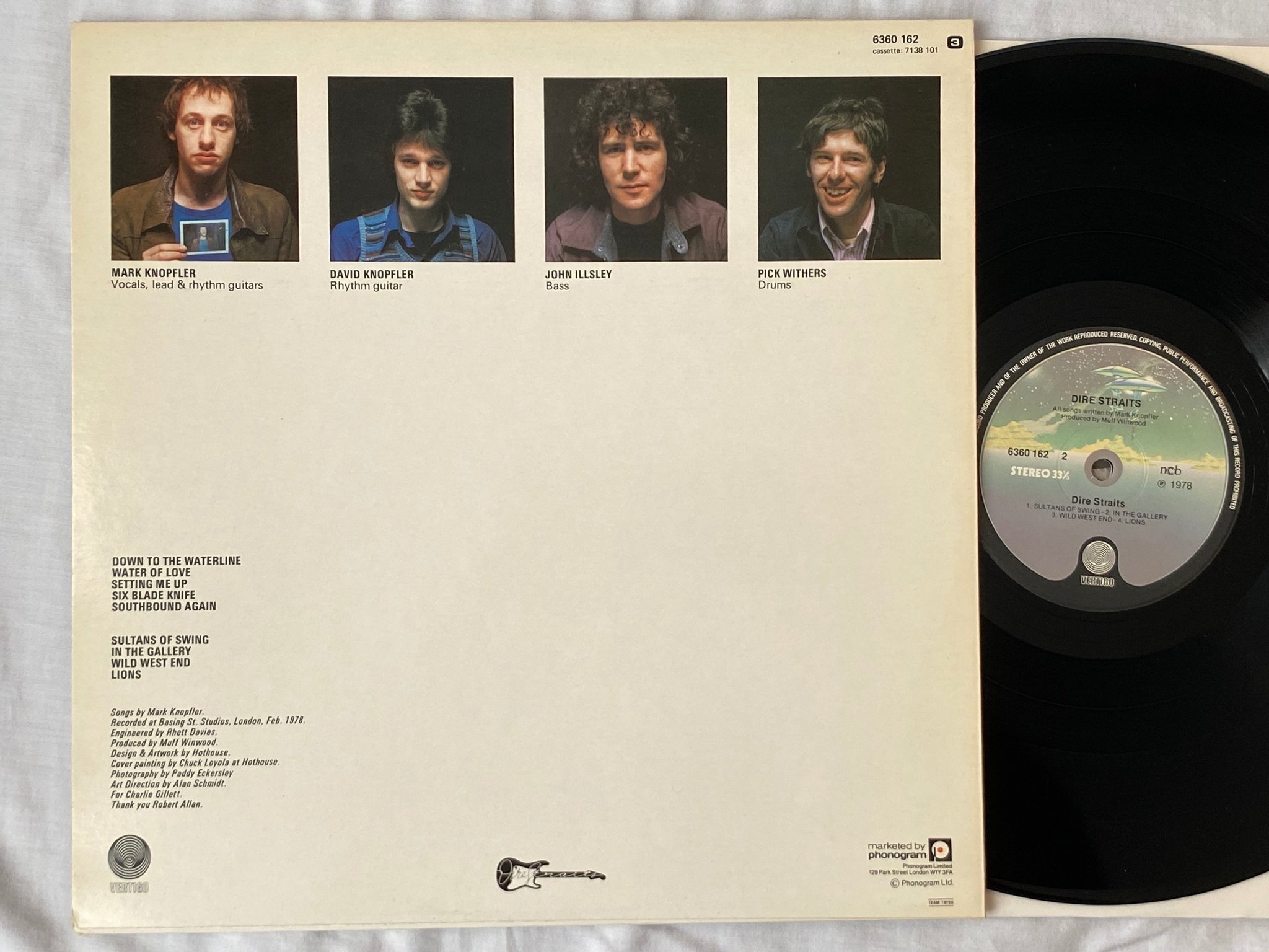 Omslagsbild för skivan DIRE STRAITS s/t LP -78 ncb VERTIGO 6360 162
