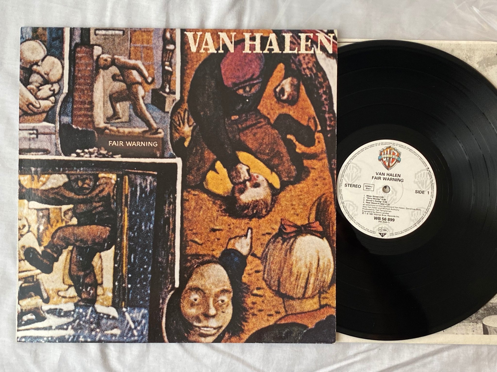 Omslagsbild för skivan VAN HALEN Fair Warning LP -81 Ger WARNER WB 56 899