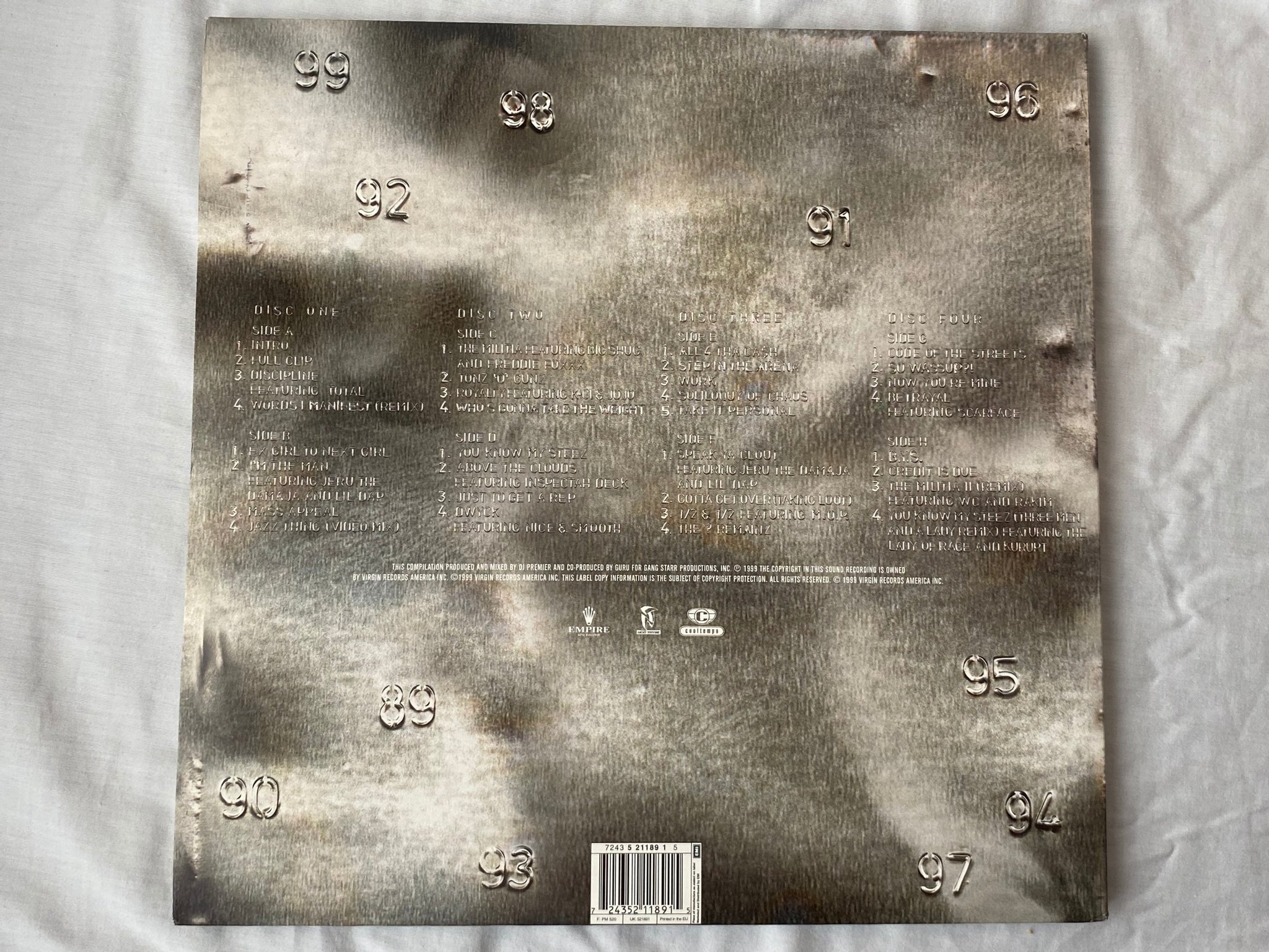 Omslagsbild för skivan GANG STARR Full Clip: A Decade Of Gang Starr 4xLP 1999 COOL TEMPO 724352118915