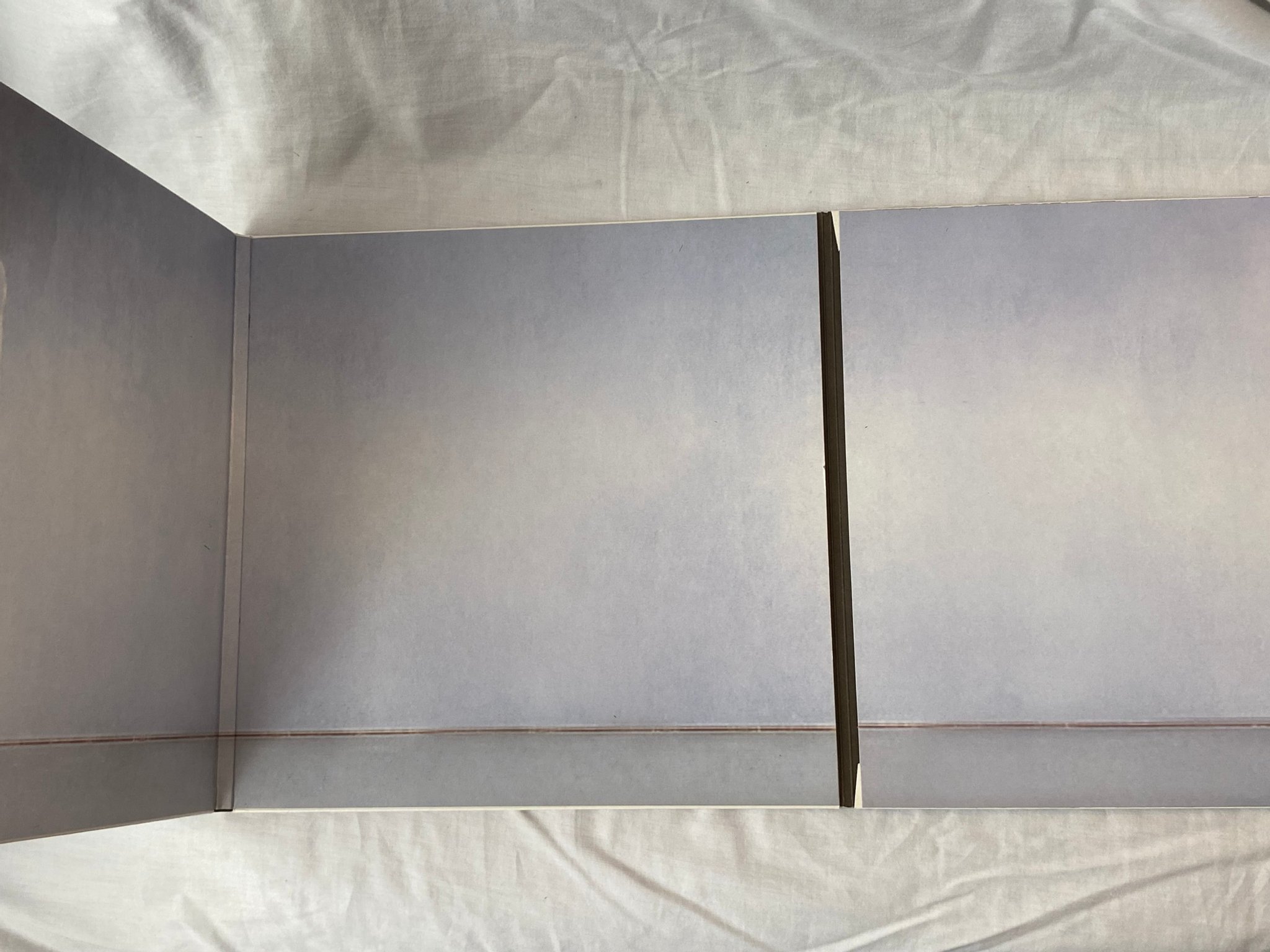 Omslagsbild för skivan MASSIVE ATTACK  100th Window 3xLP 2003 VIRGIN 724358123913 **  rare **