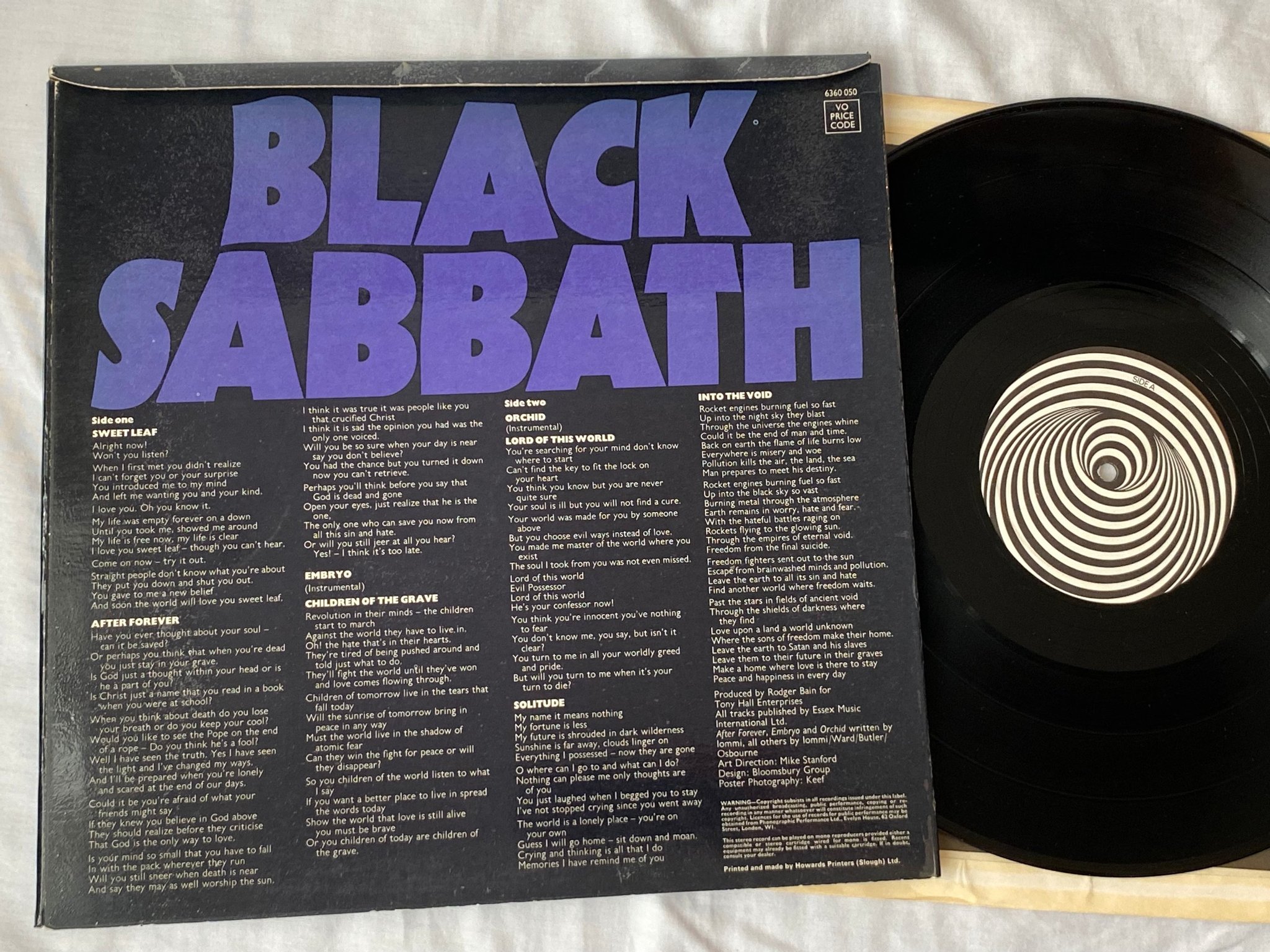 Omslagsbild för skivan BLACK SABBATH master of reality LP -71 ncb VERTIGO swirl 6360 050 Embossed Box S
