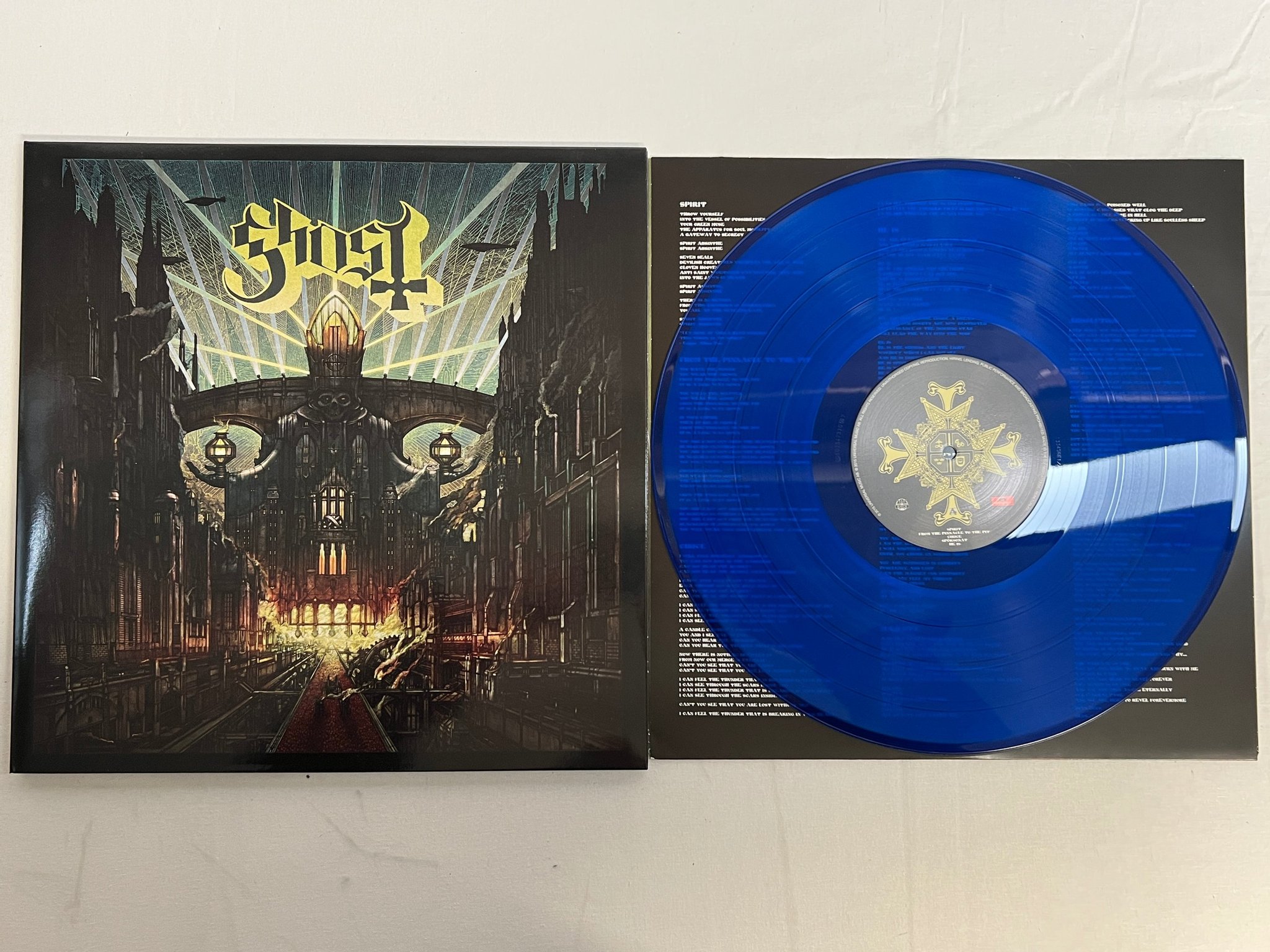 Omslagsbild för skivan GHOST Meliora LP 2015 UNIVERSAL 060254733056 blue vinyl    