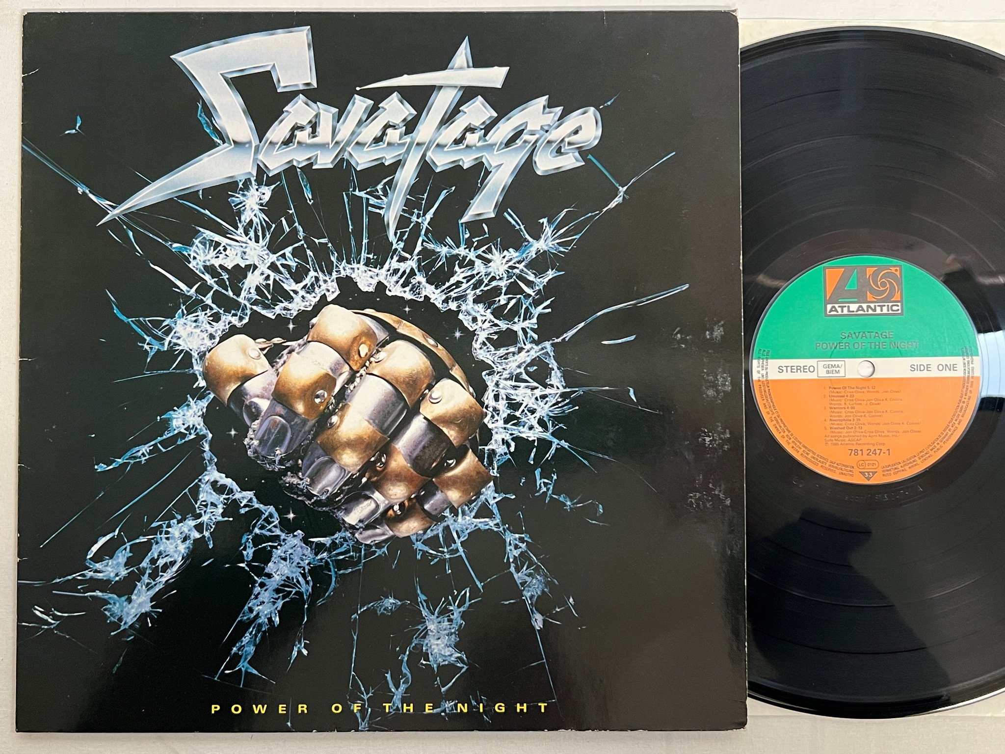 Omslagsbild för skivan SAVATAGE Power Of The Night LP -85 Eu ATLANTIC 781 247-1 