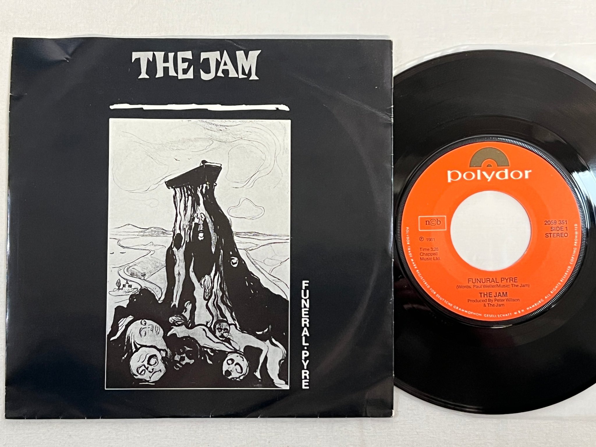 Omslagsbild för skivan THE JAM Funeral Pyre 7"single -81 POLYDOR 2059 351 New Wave