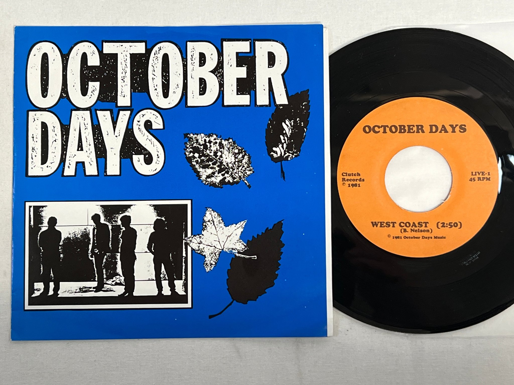 Omslagsbild för skivan OCTOBER DAYS West Coast 7"single -81 US CLUTCH punk rock