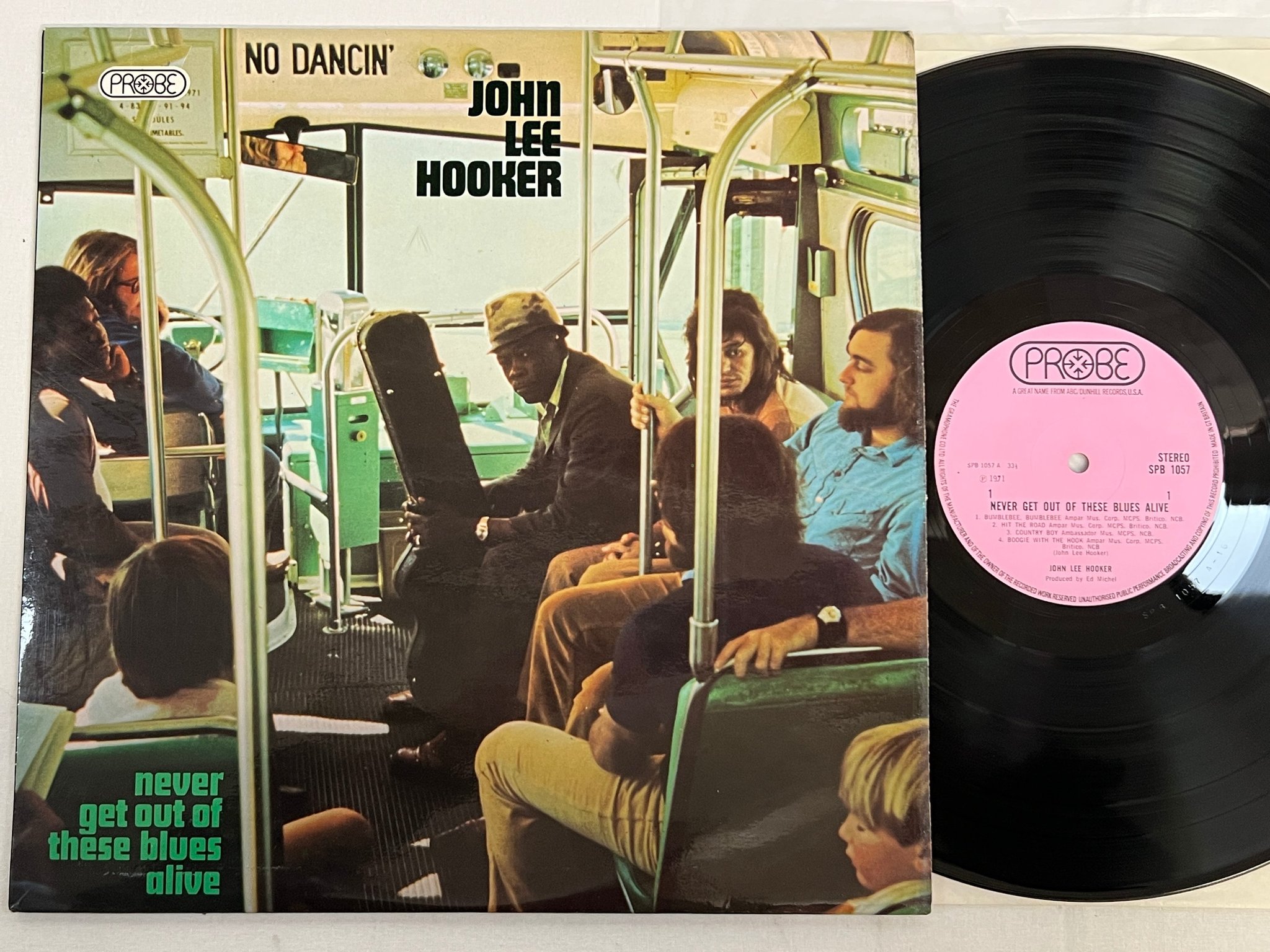 Omslagsbild för skivan JOHN LEE HOOKER never get out of these blues alive LP -72 UK PROBE SPB 1057