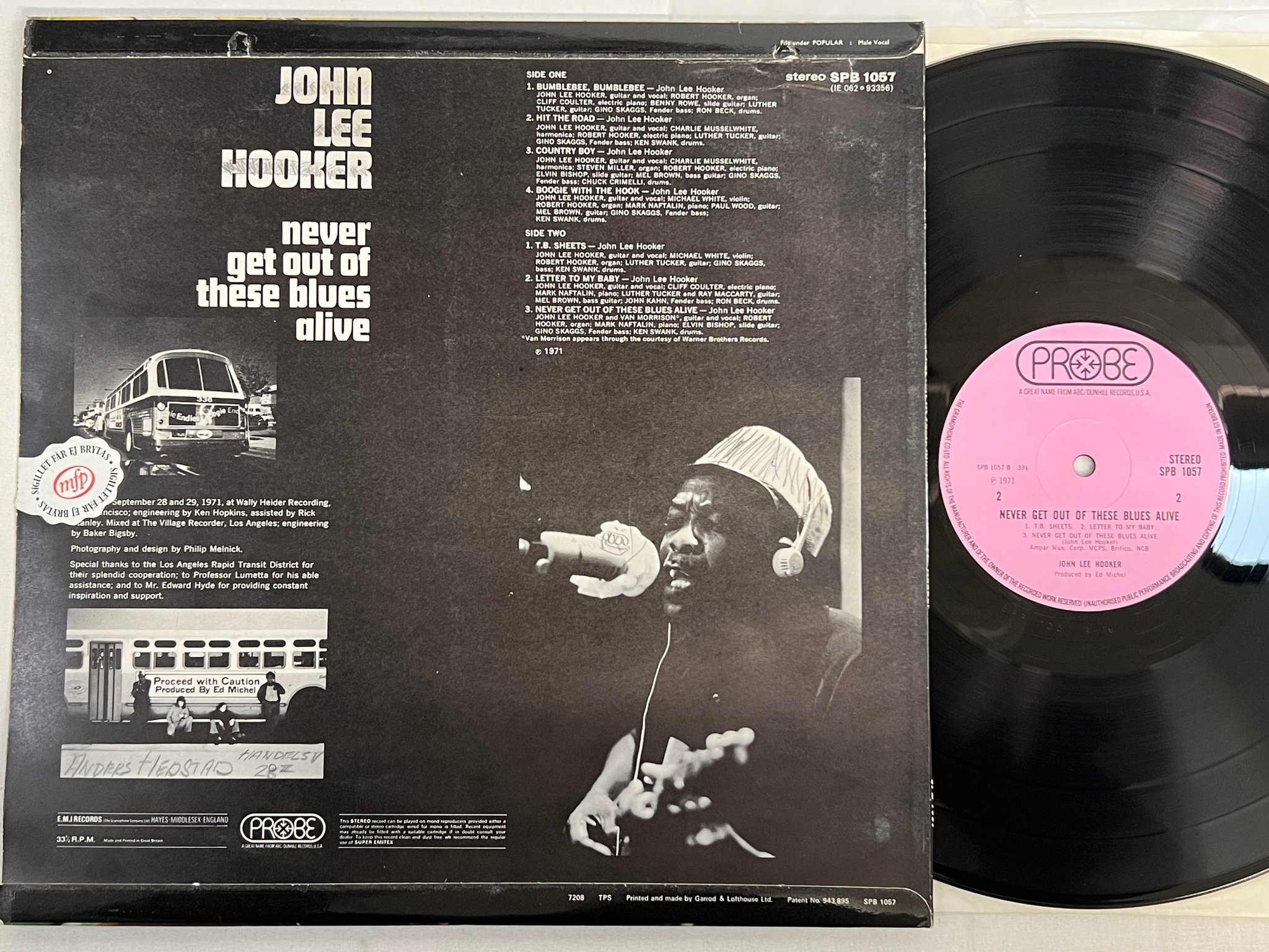 Omslagsbild för skivan JOHN LEE HOOKER never get out of these blues alive LP -72 UK PROBE SPB 1057