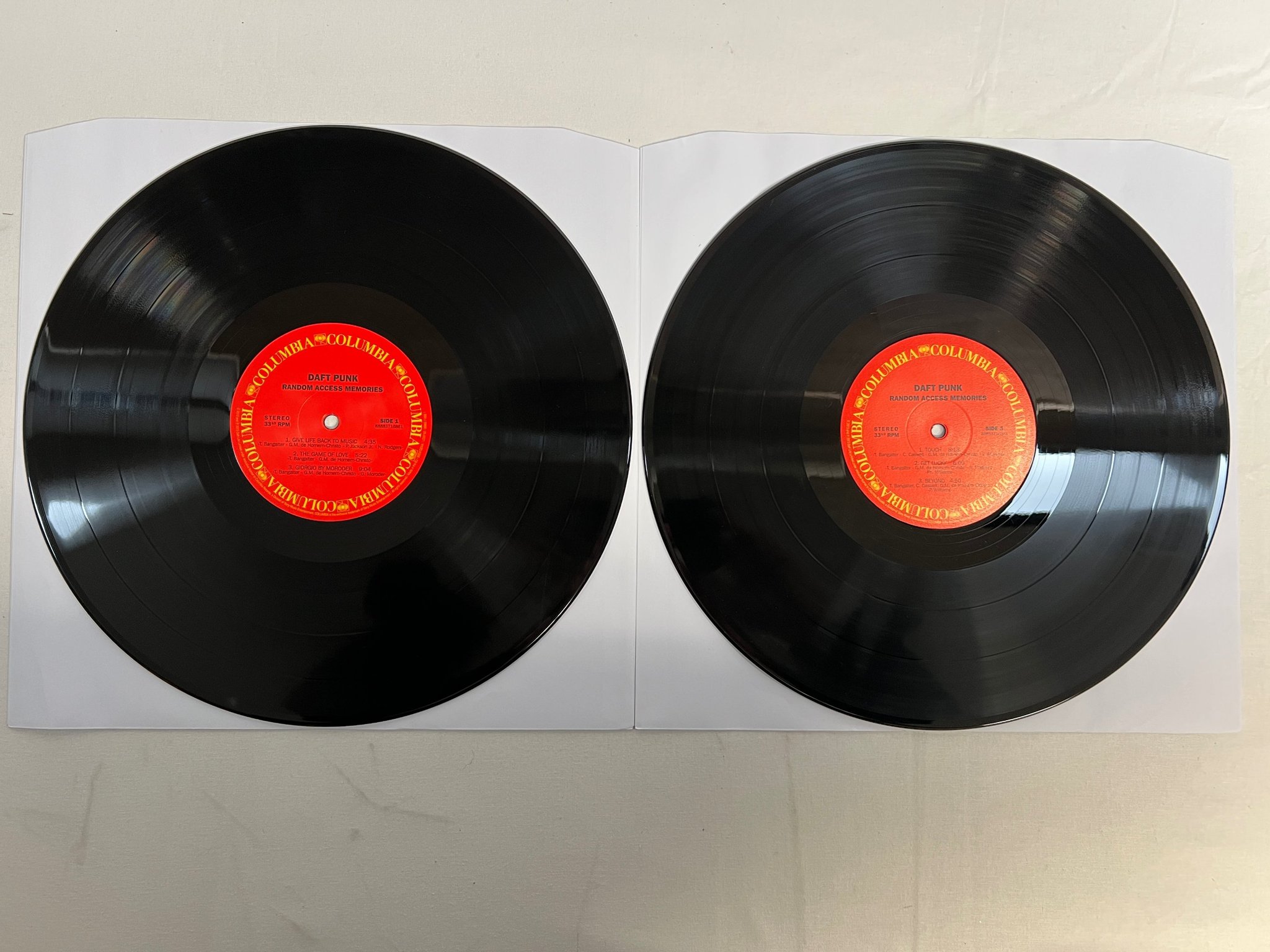 Omslagsbild för skivan DAFT PUNK Random Access Memories 2xLP 2013 COLUMBIA 88883716861 ** rare **