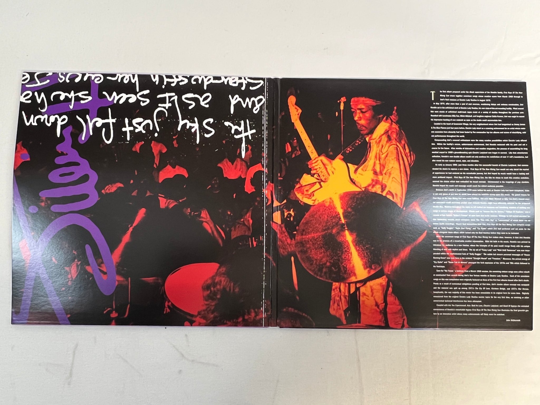 Omslagsbild för skivan JIMI HENDRIX First Rays Of The New Rising Sun 2xLP  2010 MUSIC ON VINYL MOVLP076