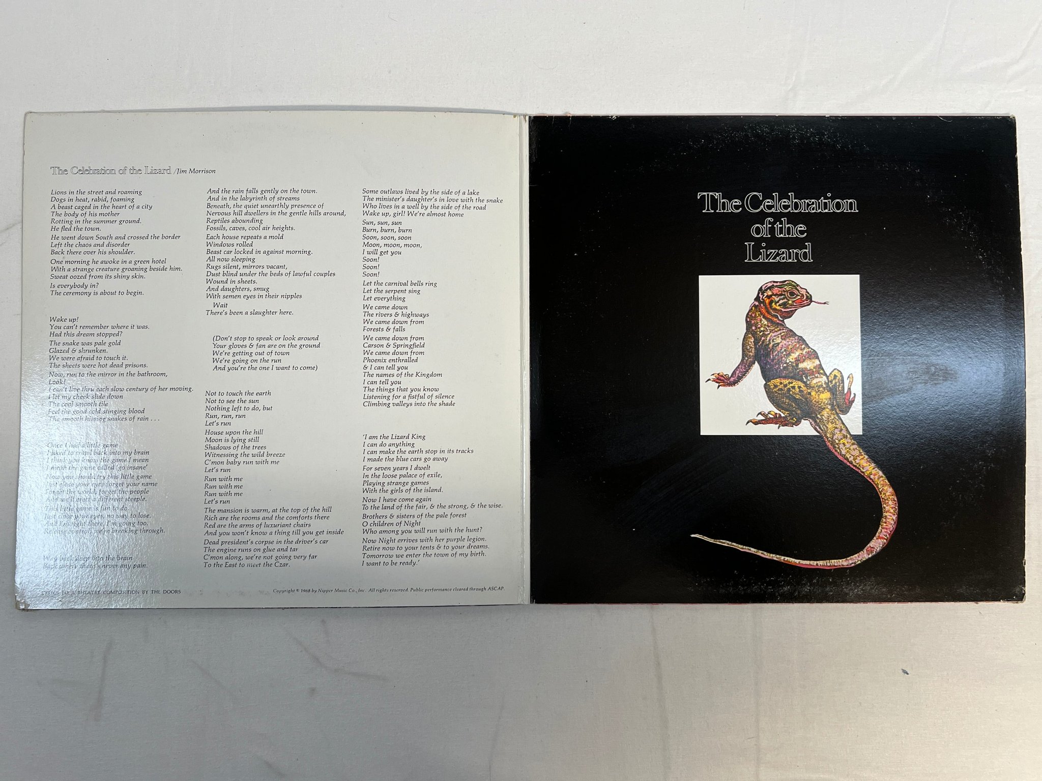 Omslagsbild för skivan THE DOORS waiting for the sun LP Can ELEKTRA EKS 74024 Q