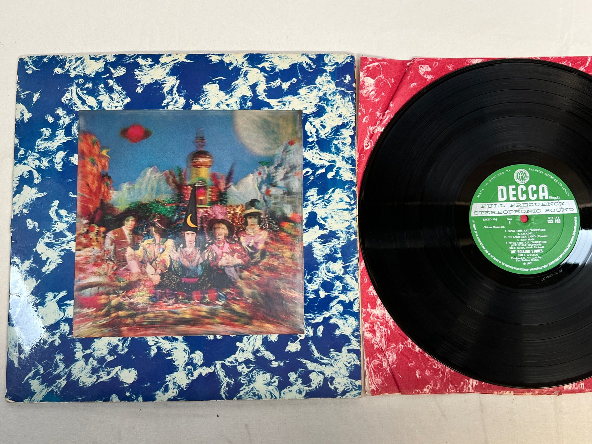 Omslagsbild för skivan THE ROLLING STONES Their Satanic Majesties Request LP -67 UK DECCA TXS 103 Lenti